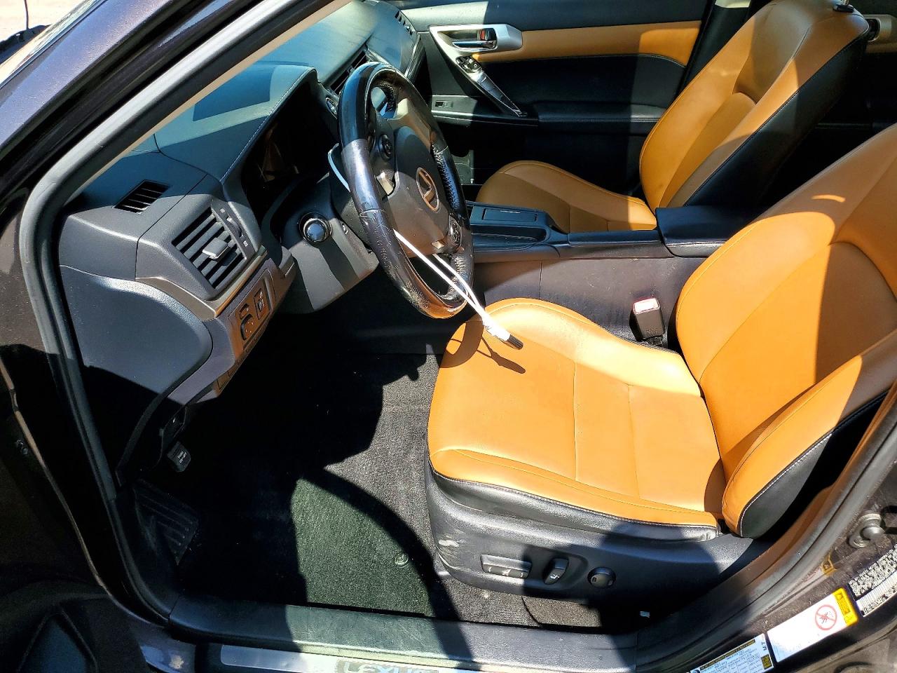 2015 Lexus Ct 200 Brown vin: JTHKD5BHXF2237345