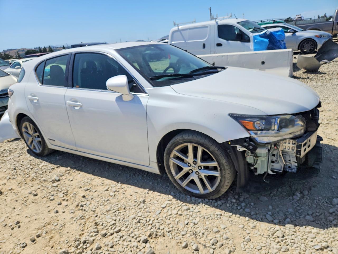 2015 Lexus Ct 200 Белый vin: JTHKD5BHXF2237376
