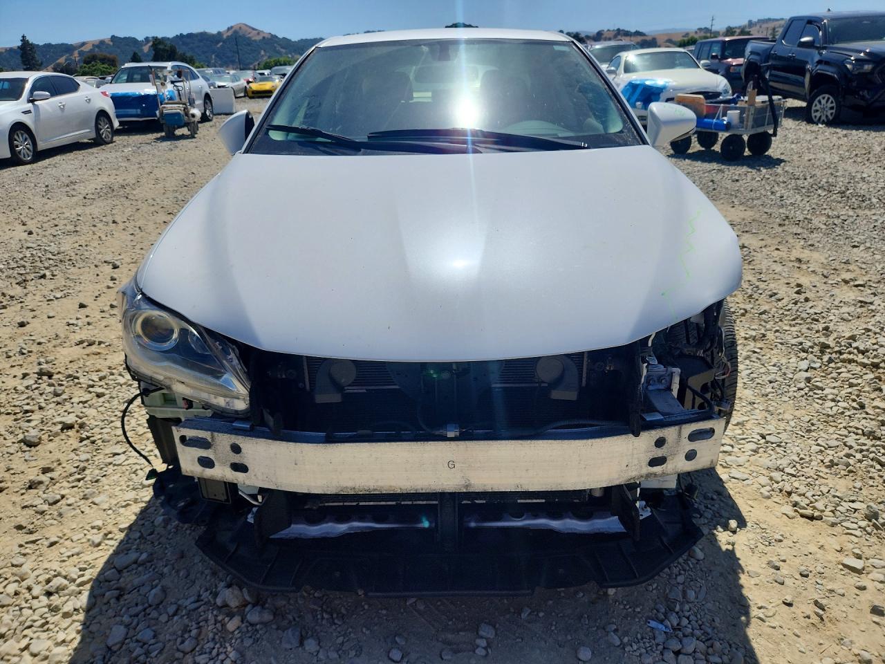 2015 Lexus Ct 200 Белый vin: JTHKD5BHXF2237376