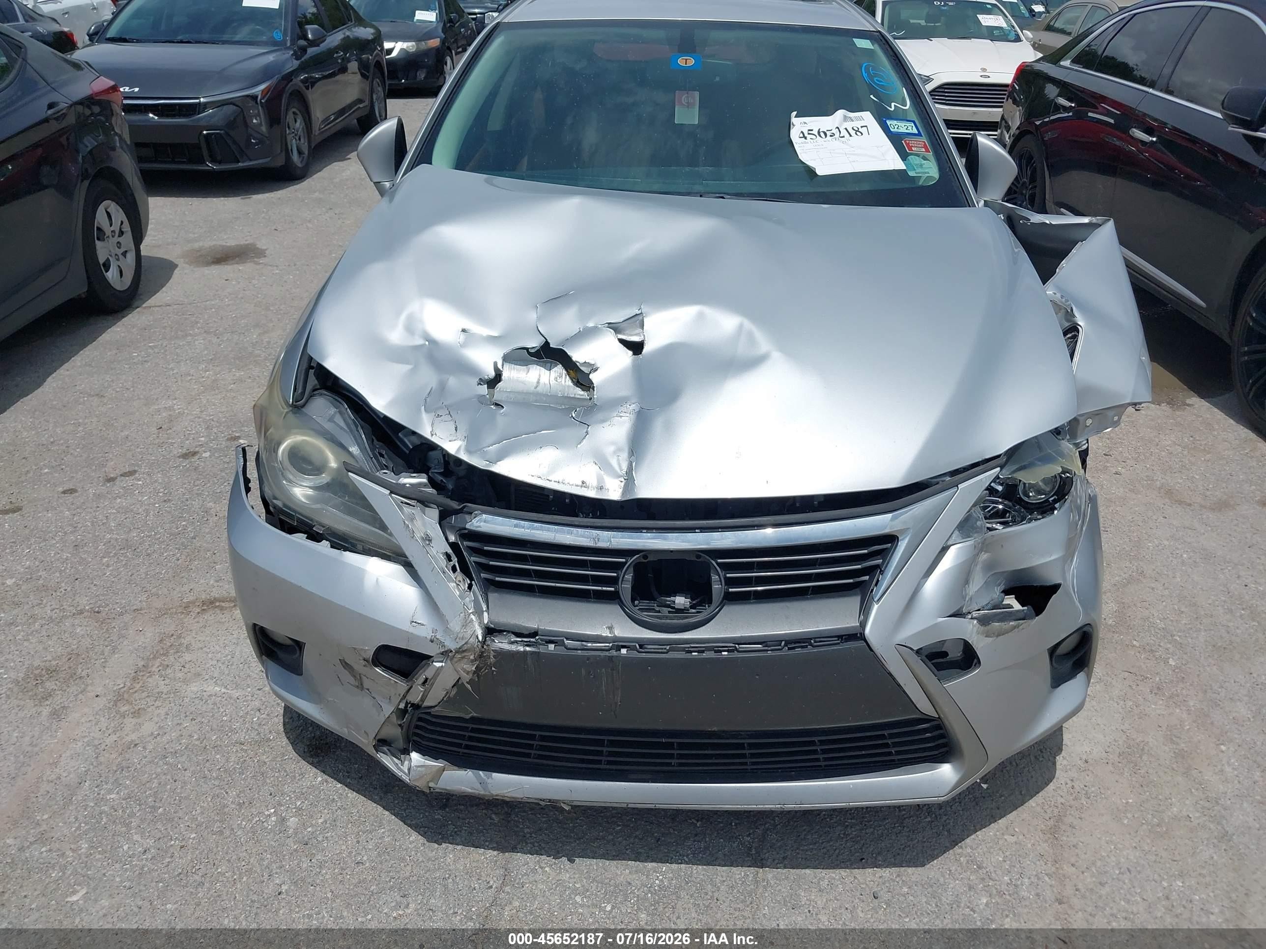 2015 Lexus Ct 200h   Silver vin: JTHKD5BHXF2245459
