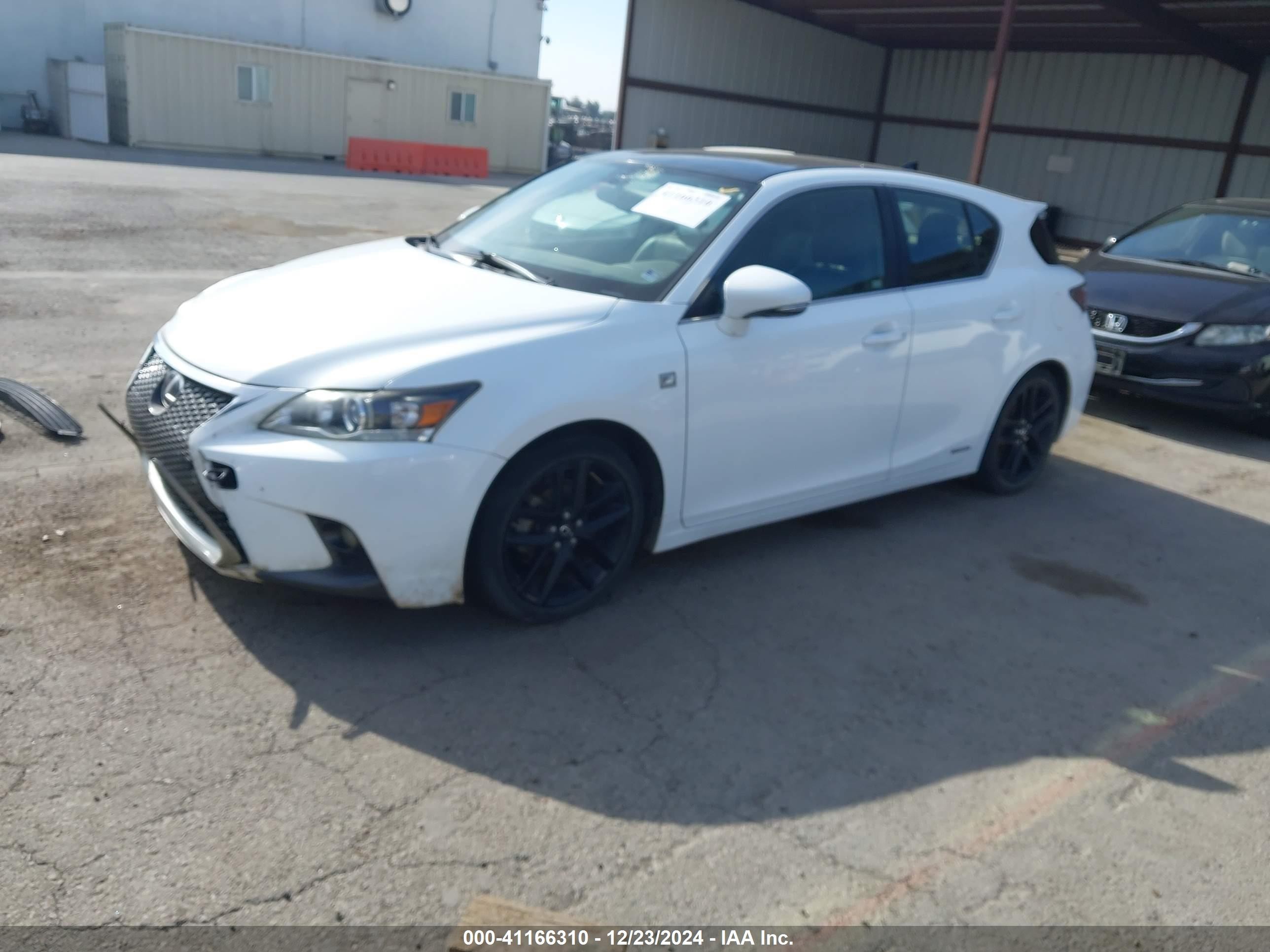 2015 Lexus Ct 200h   White vin: JTHKD5BHXF2249690