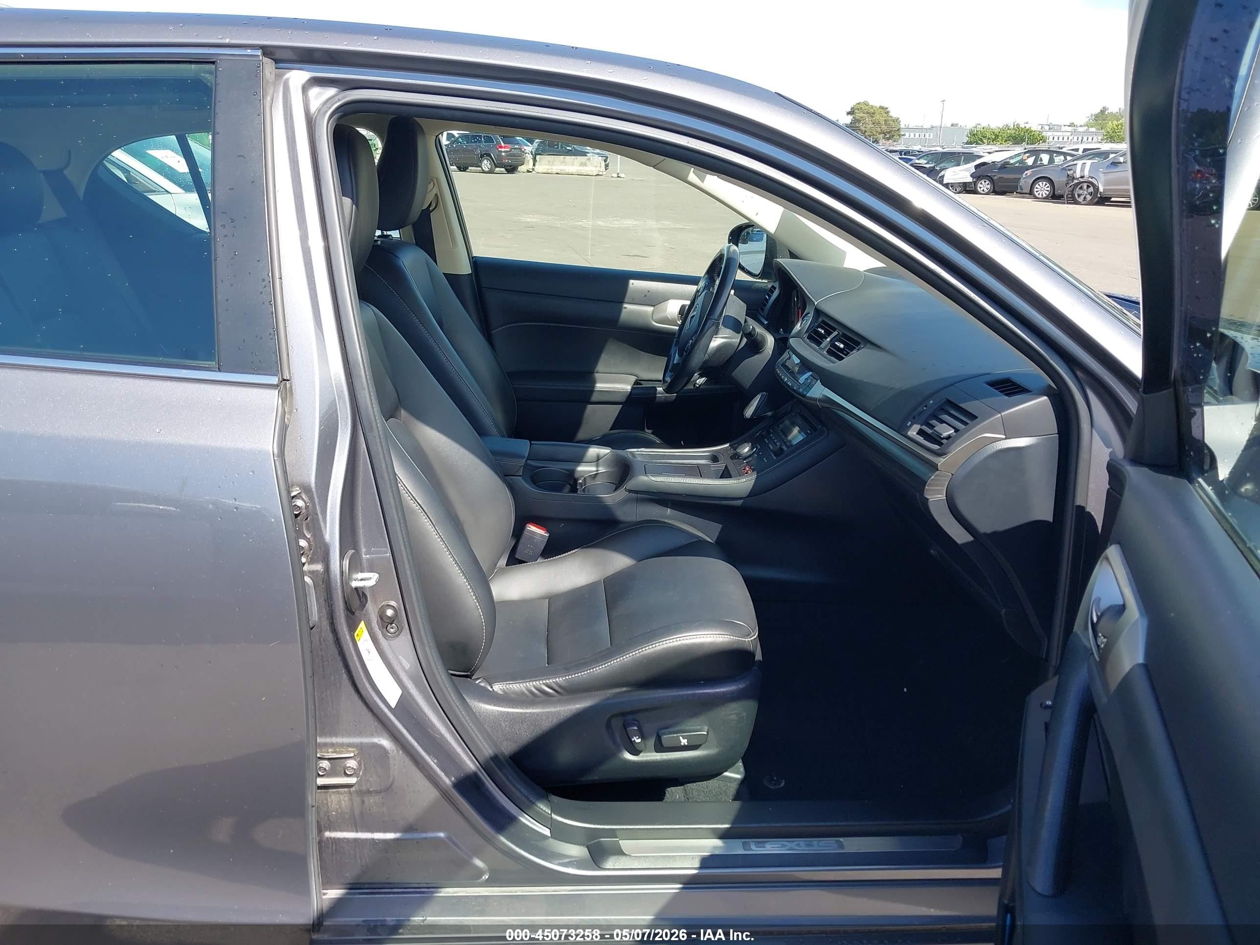 2016 Lexus Ct 200h Gray vin: JTHKD5BHXG2258939