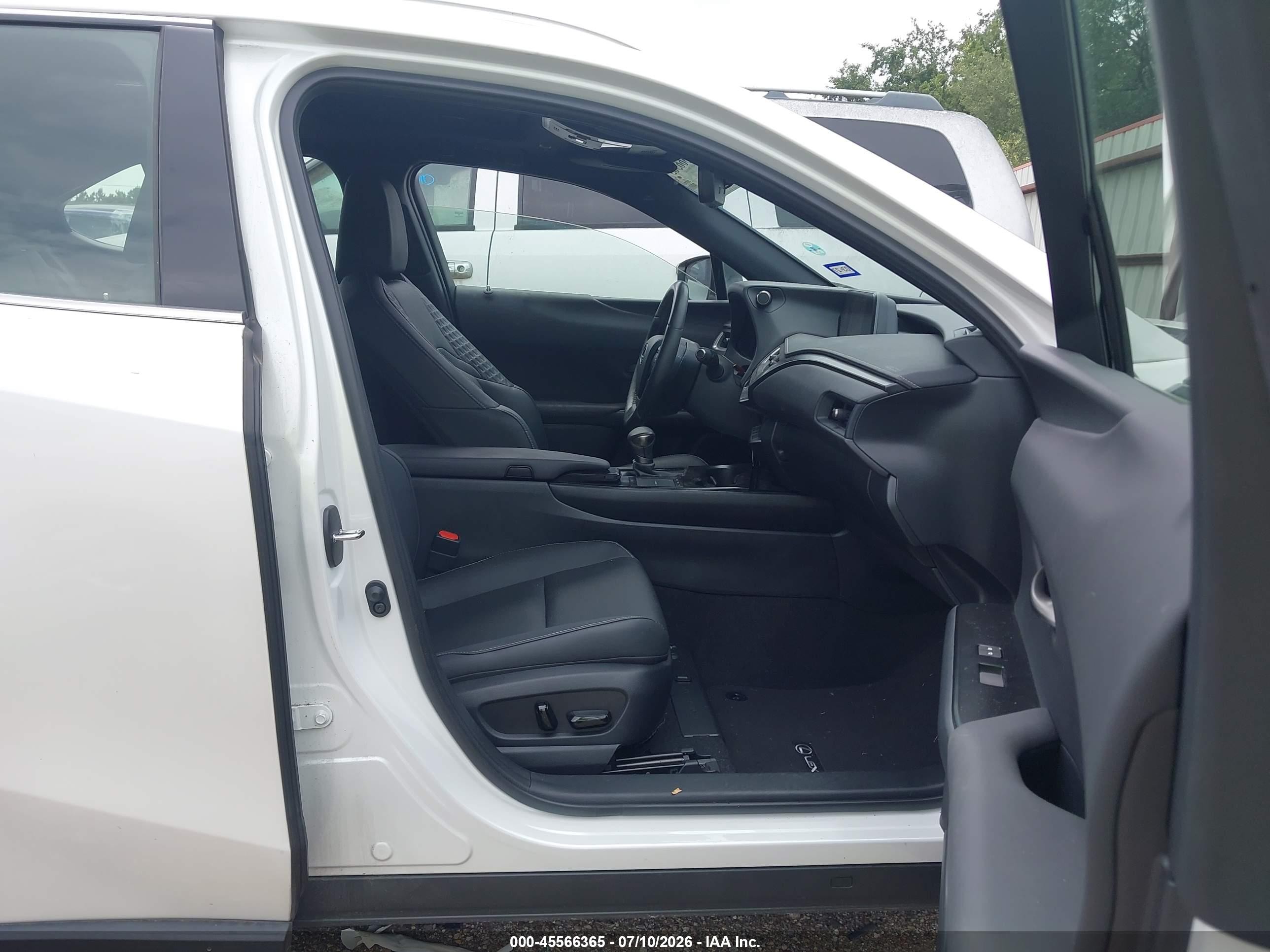 2022 Lexus Ux 200 White vin: JTHP3JBH3N2049816