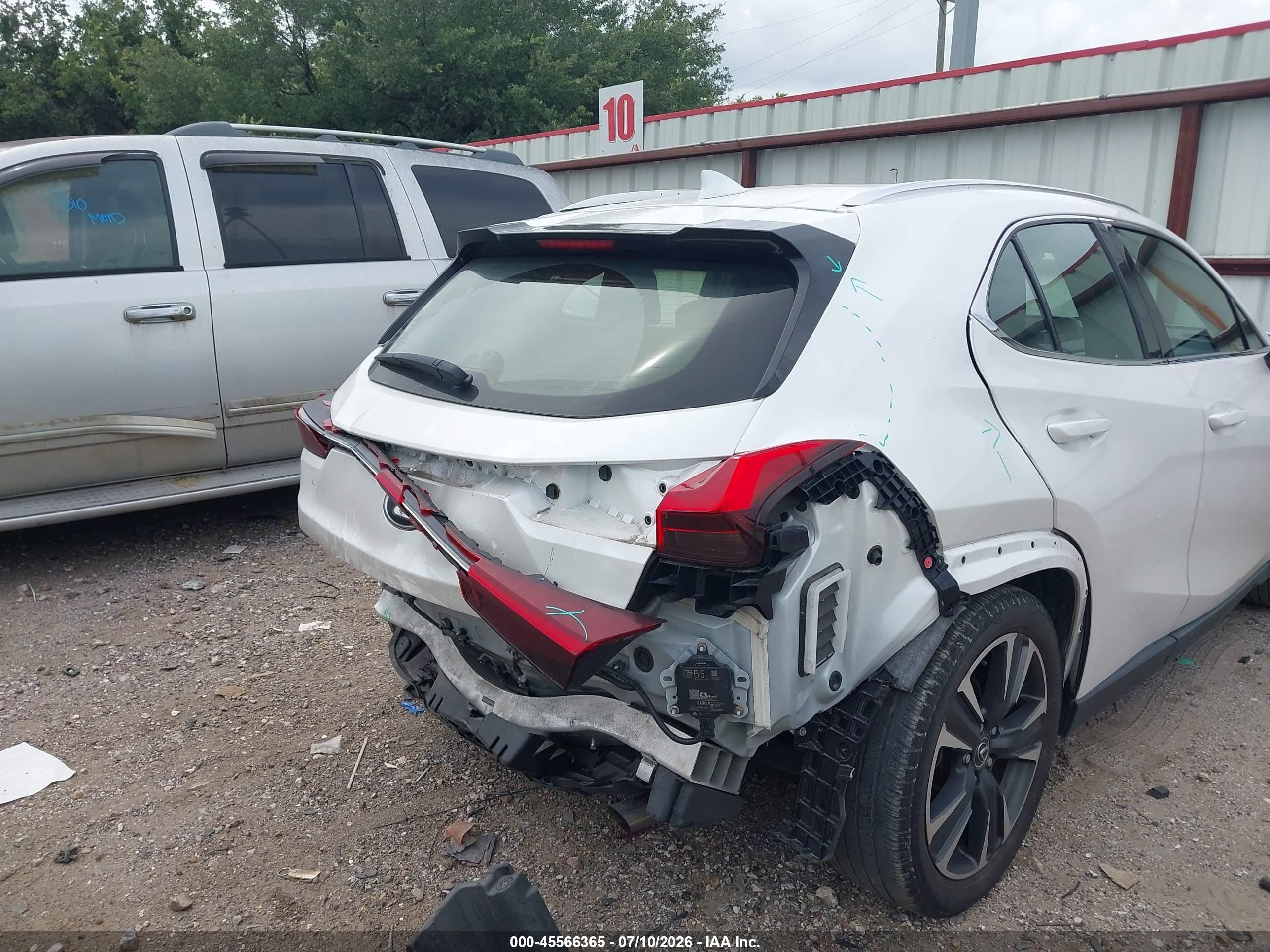 2022 Lexus Ux 200 White vin: JTHP3JBH3N2049816