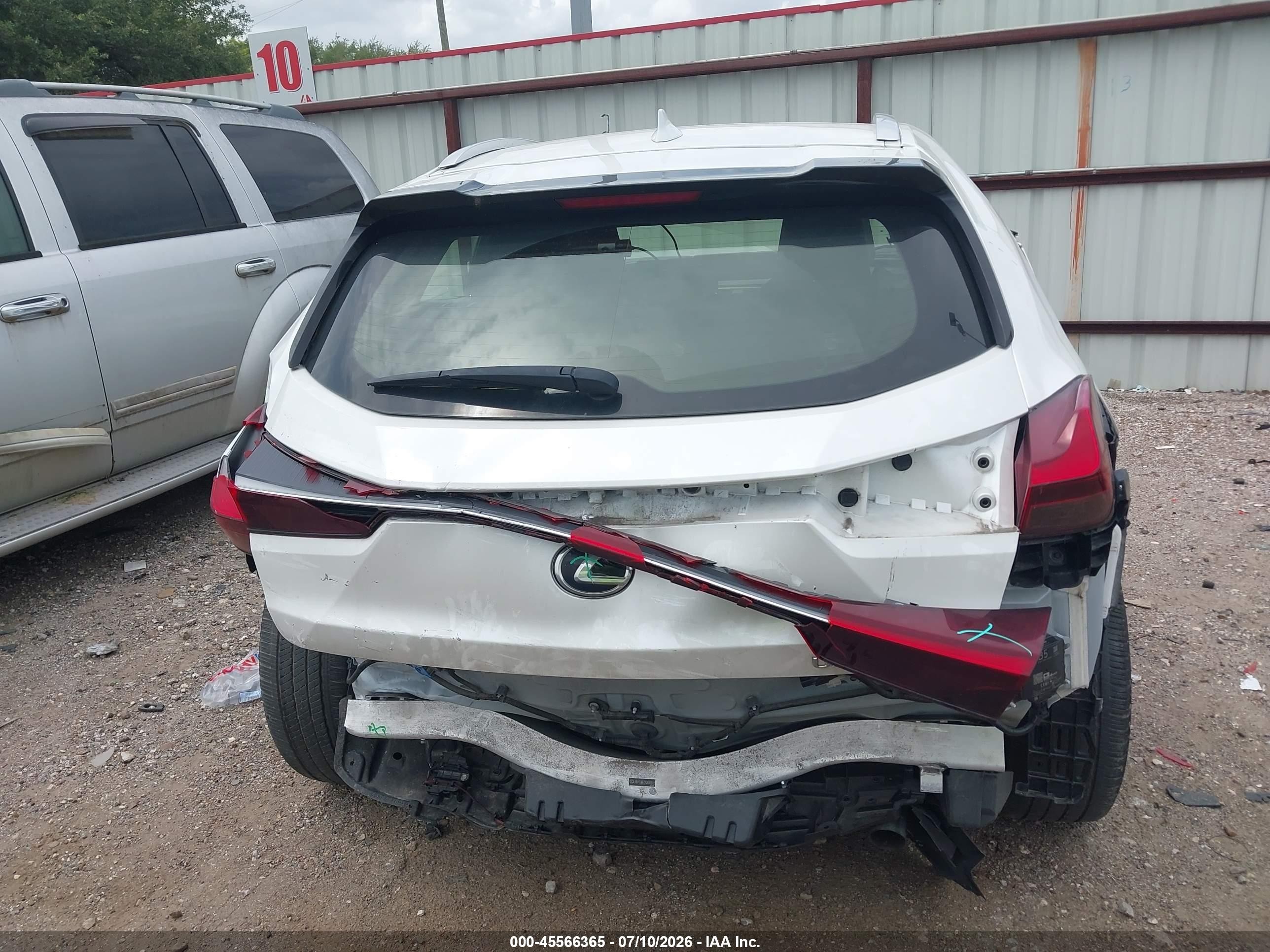 2022 Lexus Ux 200 White vin: JTHP3JBH3N2049816
