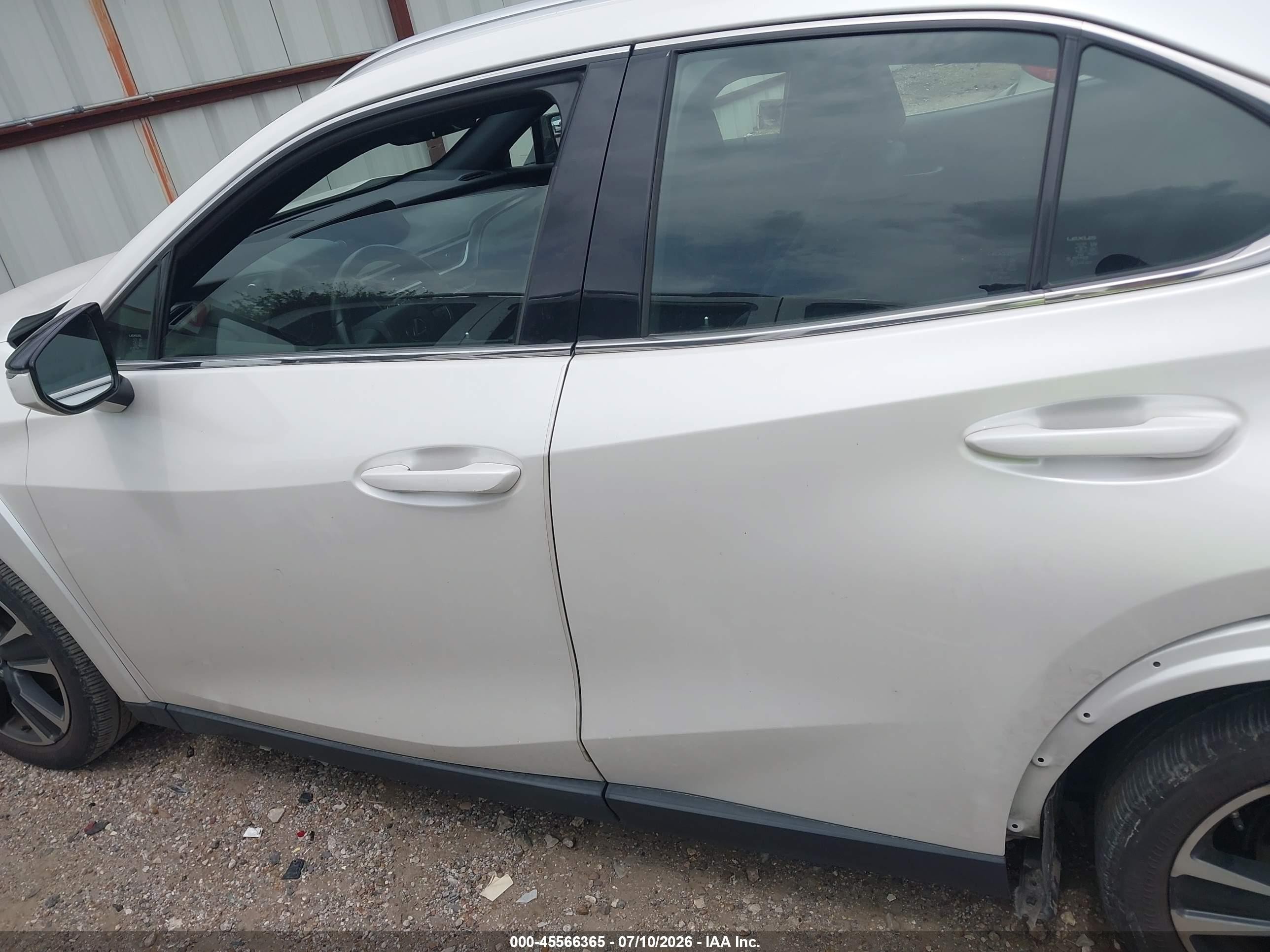 2022 Lexus Ux 200 White vin: JTHP3JBH3N2049816