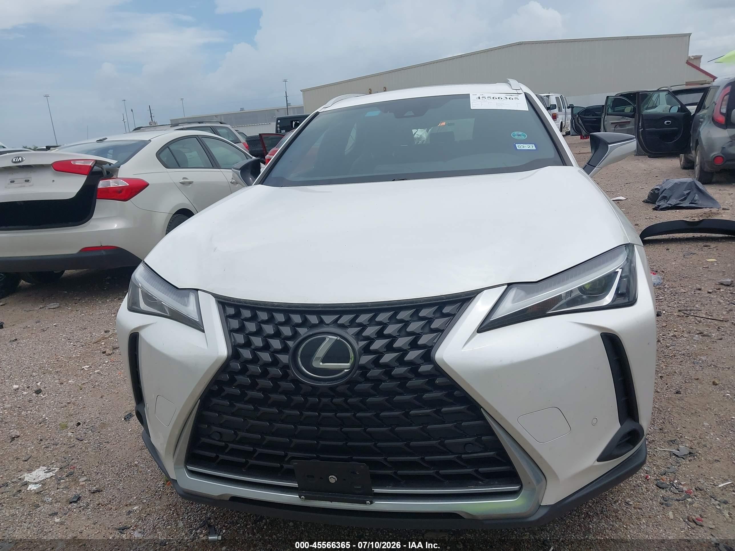 2022 Lexus Ux 200 White vin: JTHP3JBH3N2049816