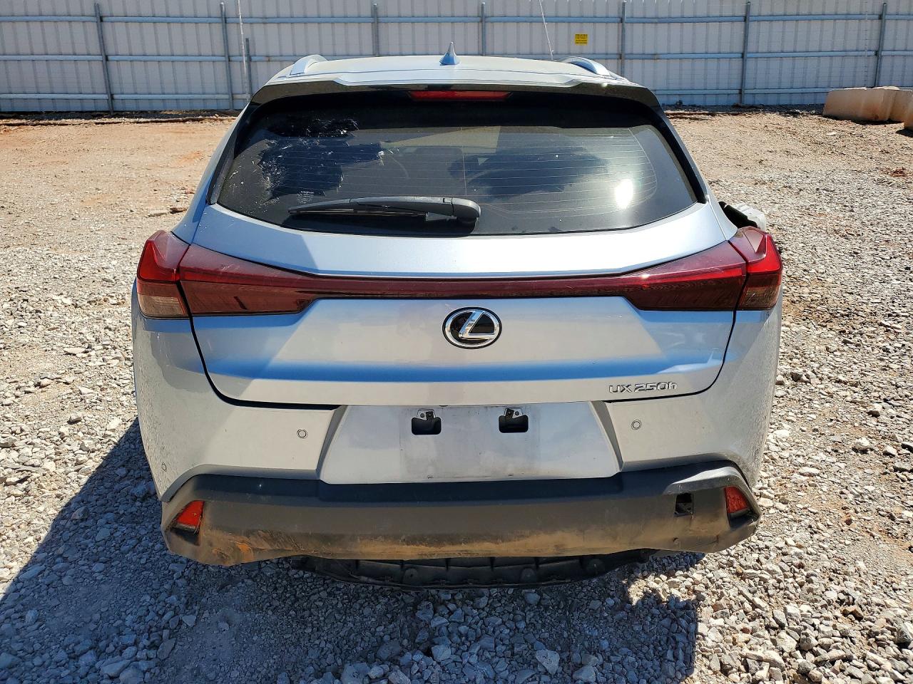 2024 Lexus Ux 250h Premium Silver vin: JTHP6JBH2R2181947