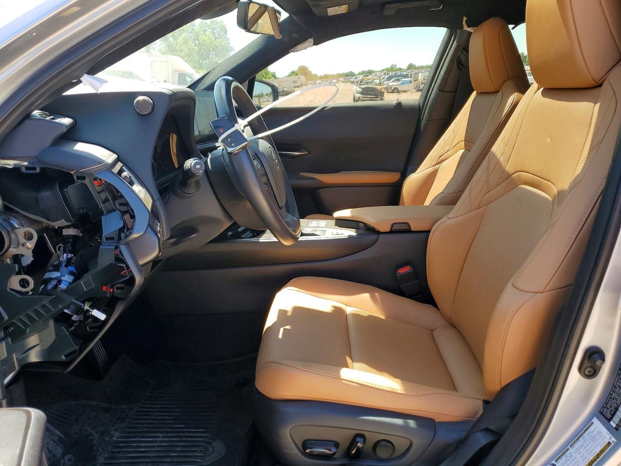 2024 Lexus Ux 250h Premium Silver vin: JTHP6JBH2R2181947