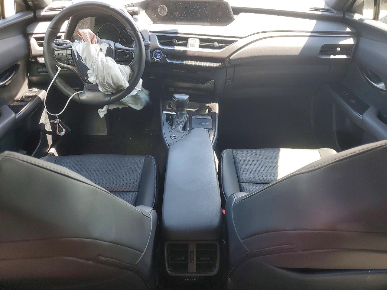 2021 Lexus Ux 250h White vin: JTHP9JBH2M2037458