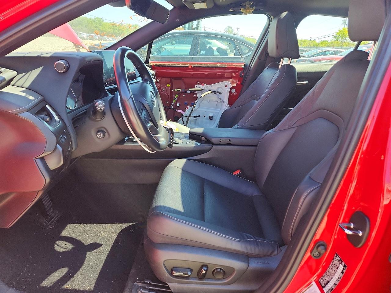 2023 Lexus Ux 250h Premium Red vin: JTHP9JBH2P2063448