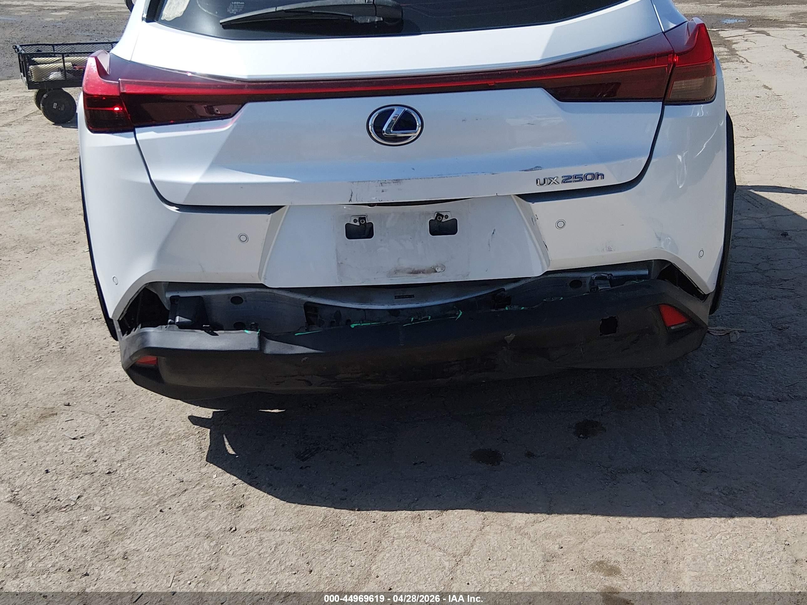 2021 Lexus Ux 250h   White vin: JTHP9JBH4M2042077