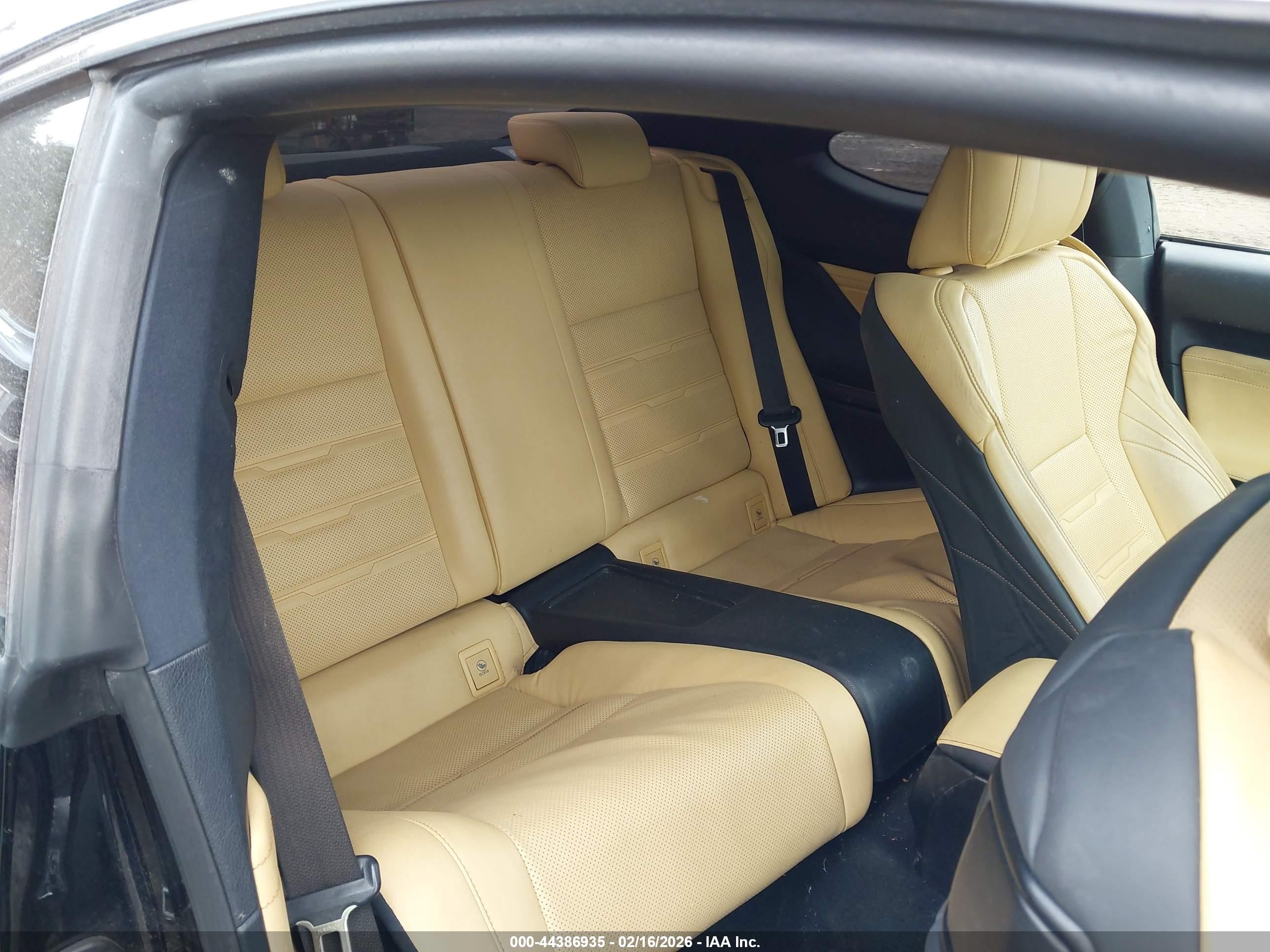 2015 Lexus Rc 350   Черный vin: JTHSE5BC4F5000835