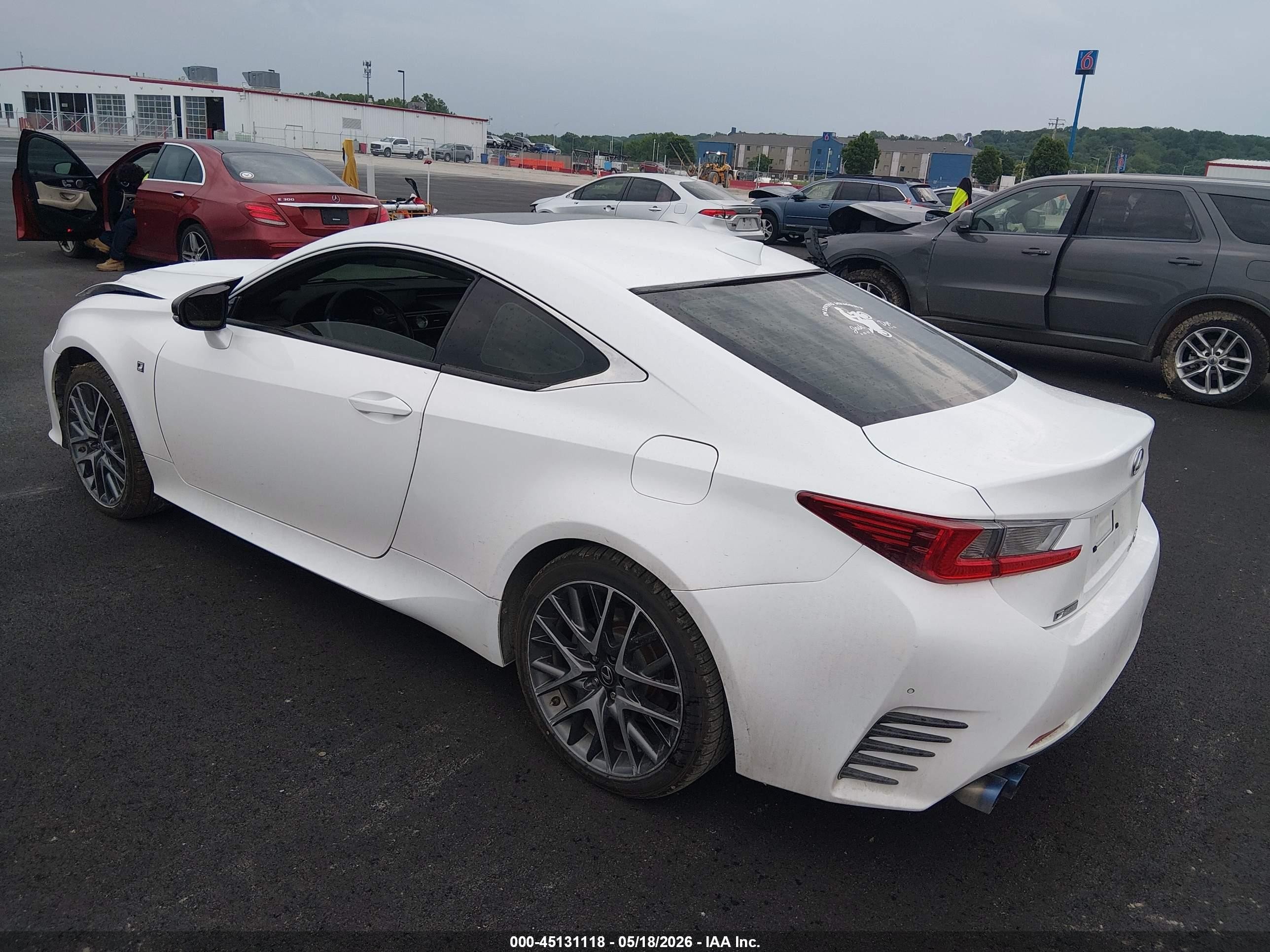 2015 Lexus Rc 350   White vin: JTHSE5BC5F5000956