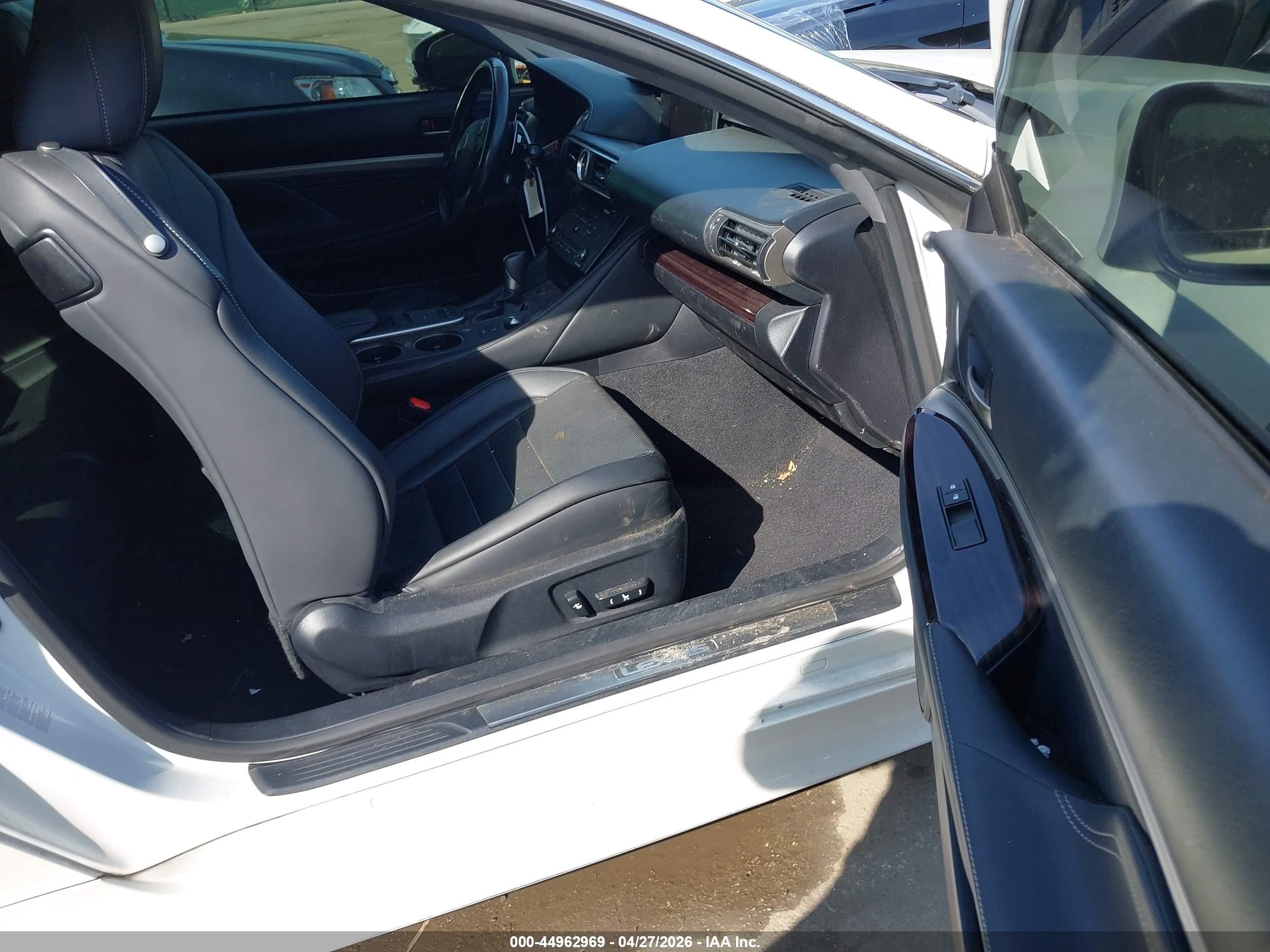2015 Lexus Rc 350   White vin: JTHSE5BC9F5002547