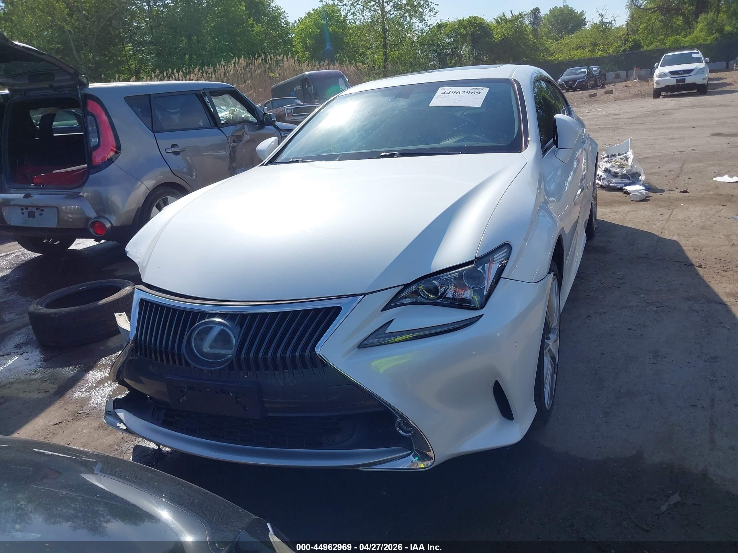 2015 Lexus Rc 350   White vin: JTHSE5BC9F5002547