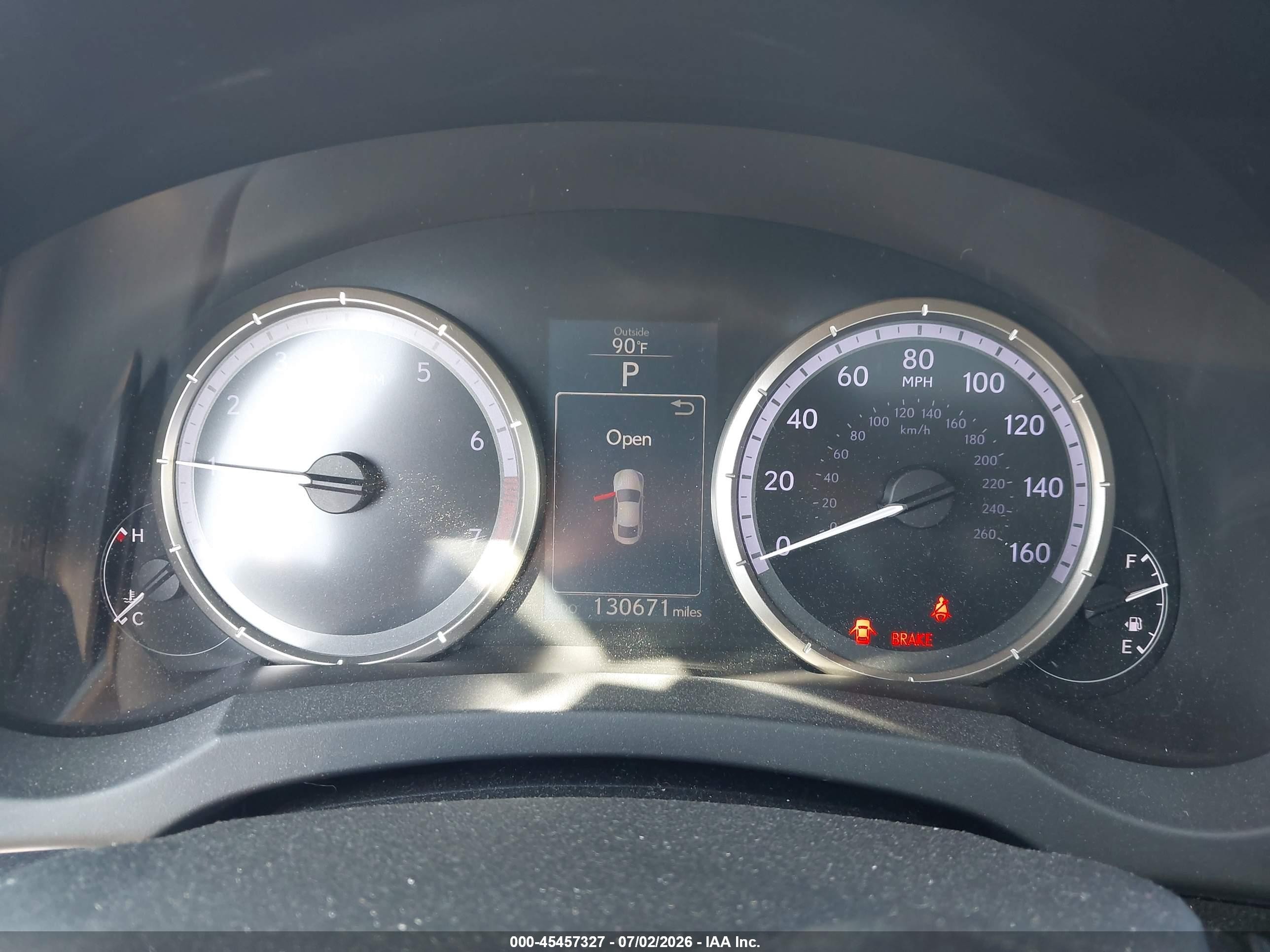 2015 Lexus Rc 350   White vin: JTHSE5BCXF5002640