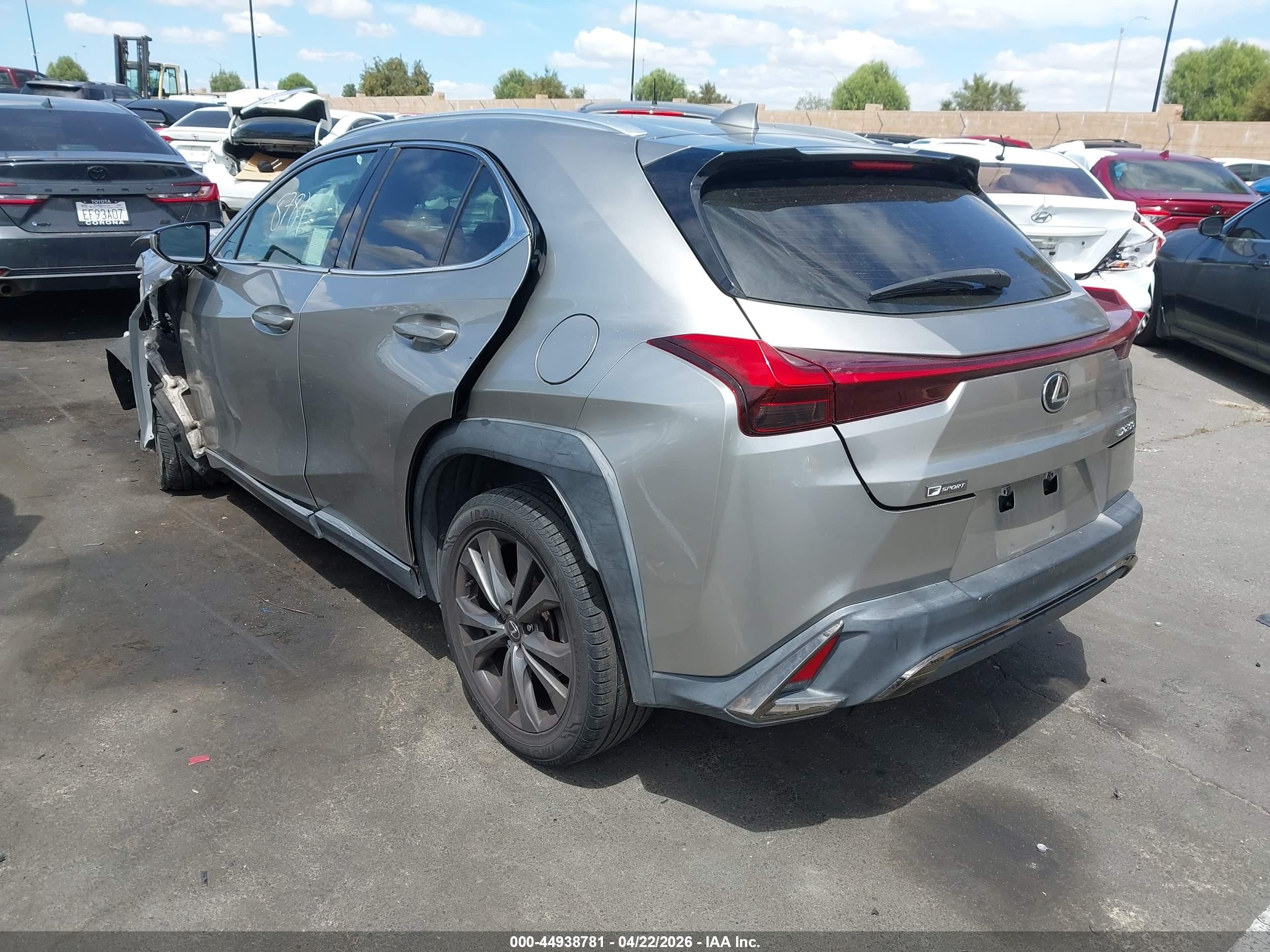 2019 Lexus Ux 200 F Sport Silver vin: JTHY3JBH2K2014605