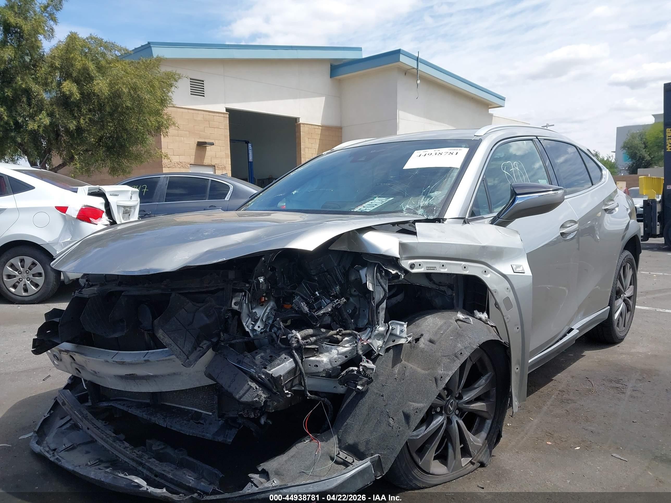 2019 Lexus Ux 200 F Sport Silver vin: JTHY3JBH2K2014605