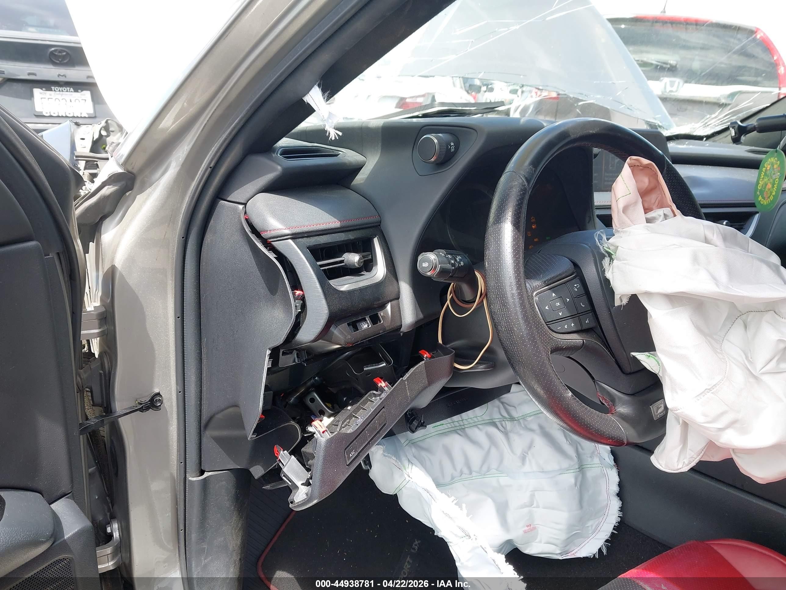 2019 Lexus Ux 200 F Sport Silver vin: JTHY3JBH2K2014605