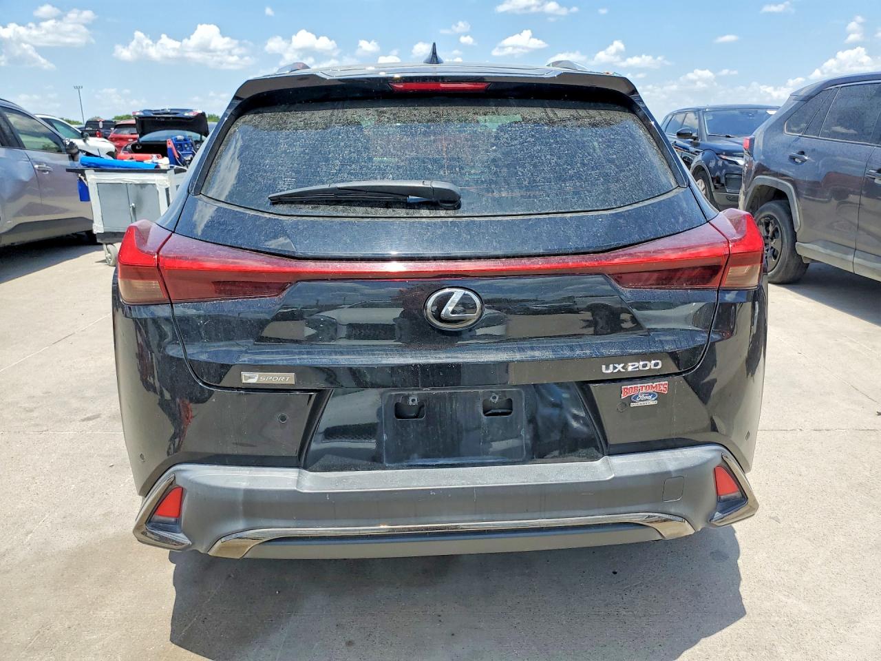 2019 Lexus Ux 200 Black vin: JTHY3JBH8K2003317