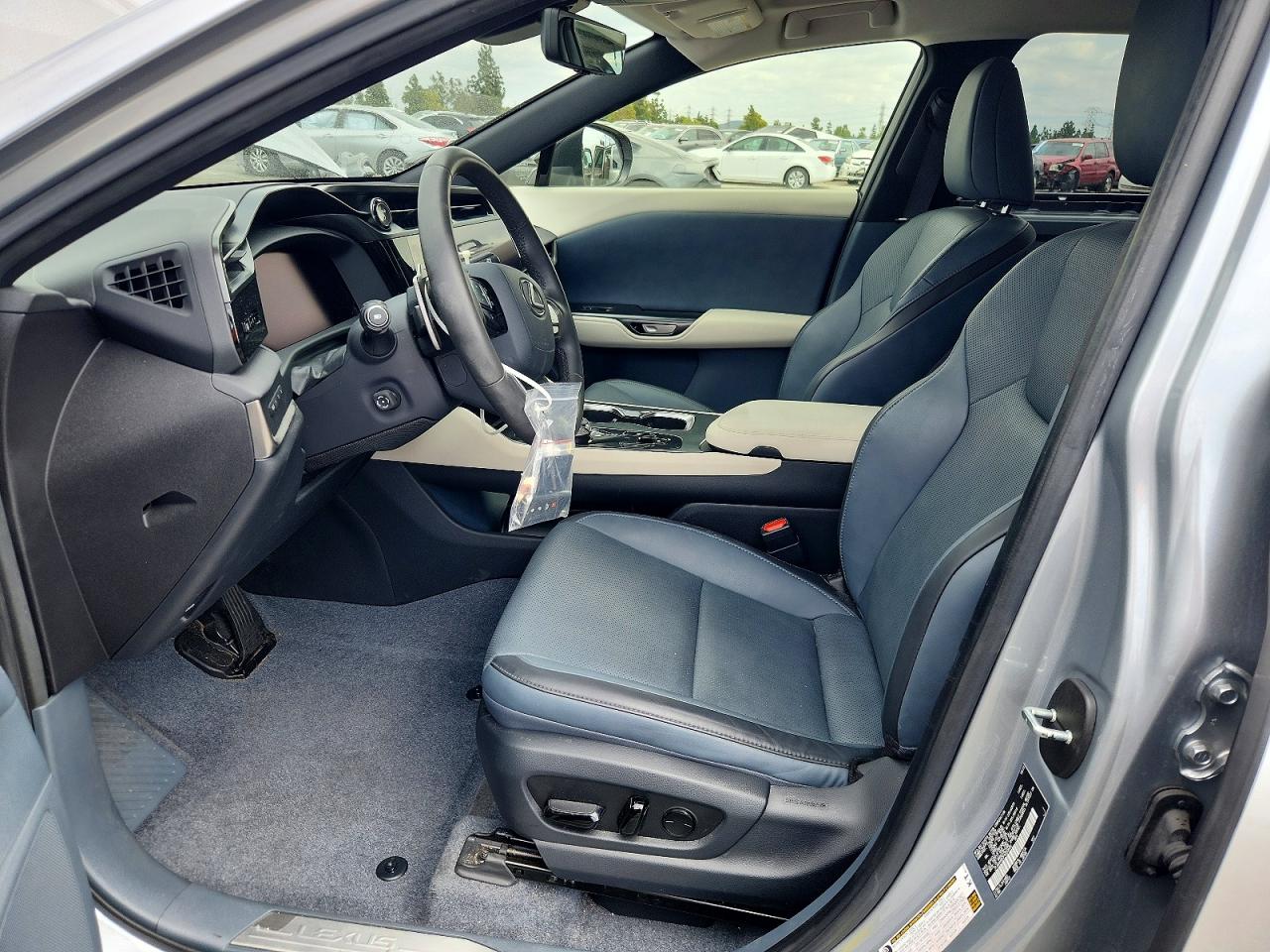 2023 Lexus Rz 450e Silver vin: JTJAAAAB0PA020645