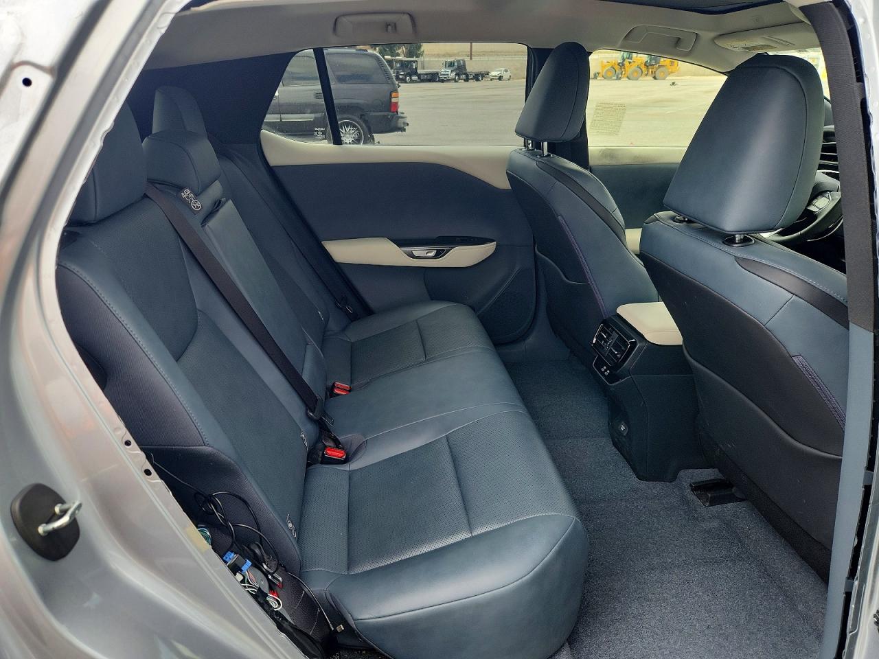 2023 Lexus Rz 450e Silver vin: JTJAAAAB0PA020645