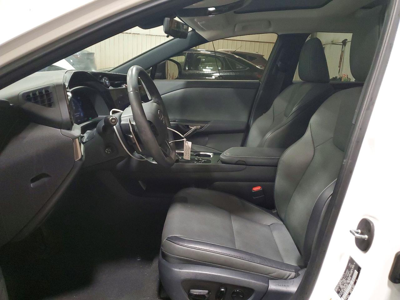 2024 Lexus Rz 450e White vin: JTJAAAAB0RA025900