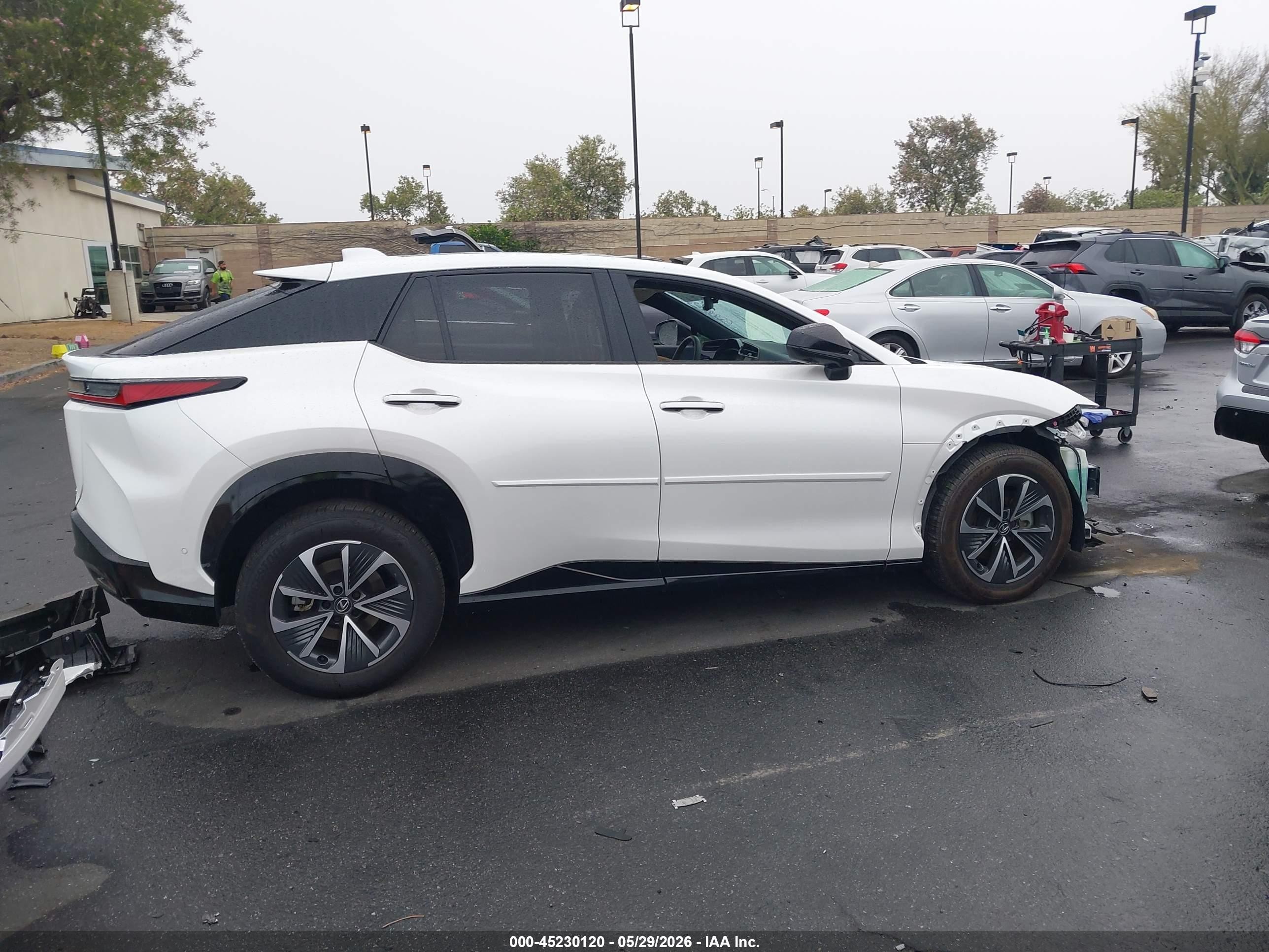 2025 Lexus Rz 450e Premium White vin: JTJAAAAB2SA028156