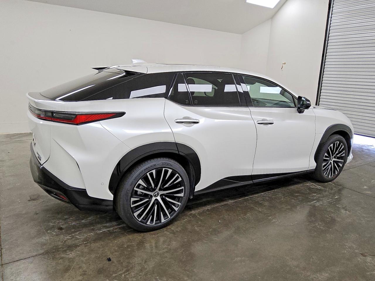 2024 Lexus Rz 450e White vin: JTJAAAAB4RA027584