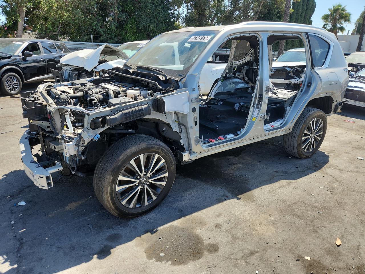 2024 Lexus Lx 600 Premium Gray vin: JTJAB7CX0R4062243 Damage: Left Front Fender, Missing, Replacement Required