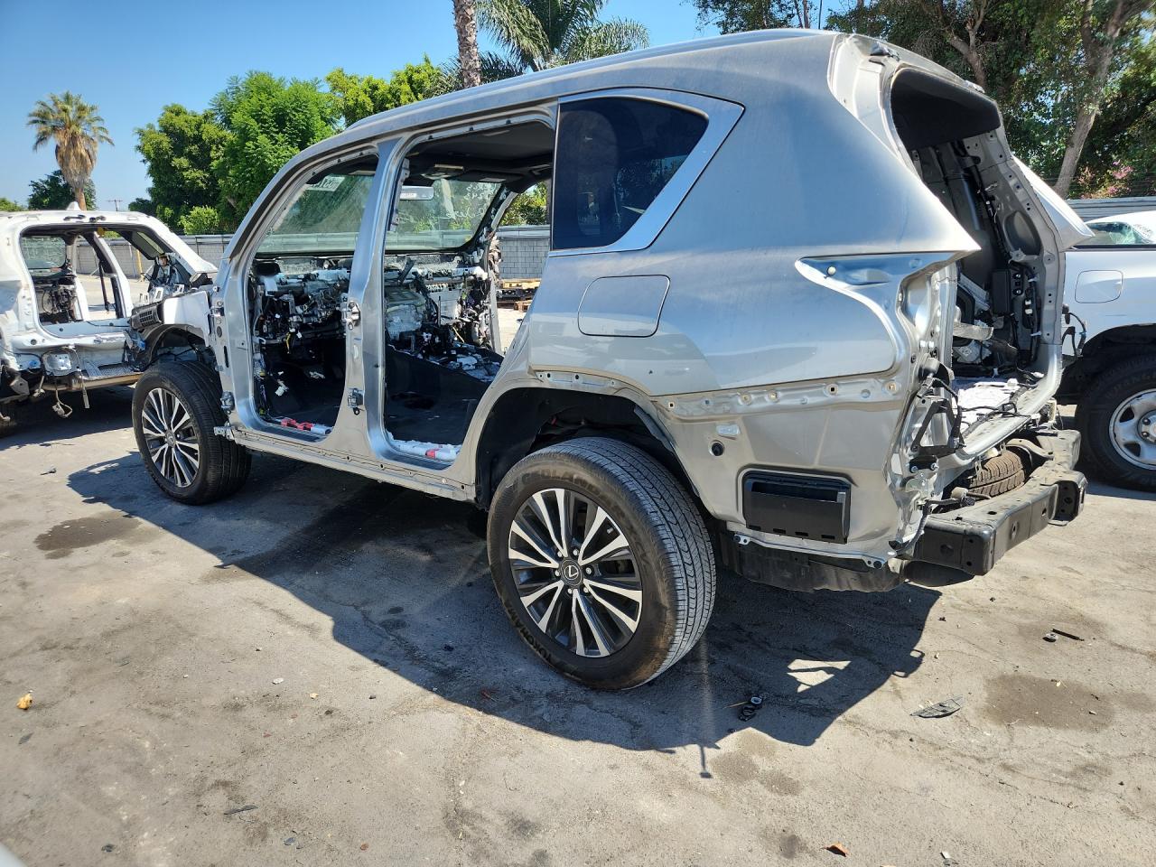2024 Lexus Lx 600 Premium Gray vin: JTJAB7CX0R4062243 Damage: Left Rear Wheel Opening Mldg, Missing, Replacement Required
