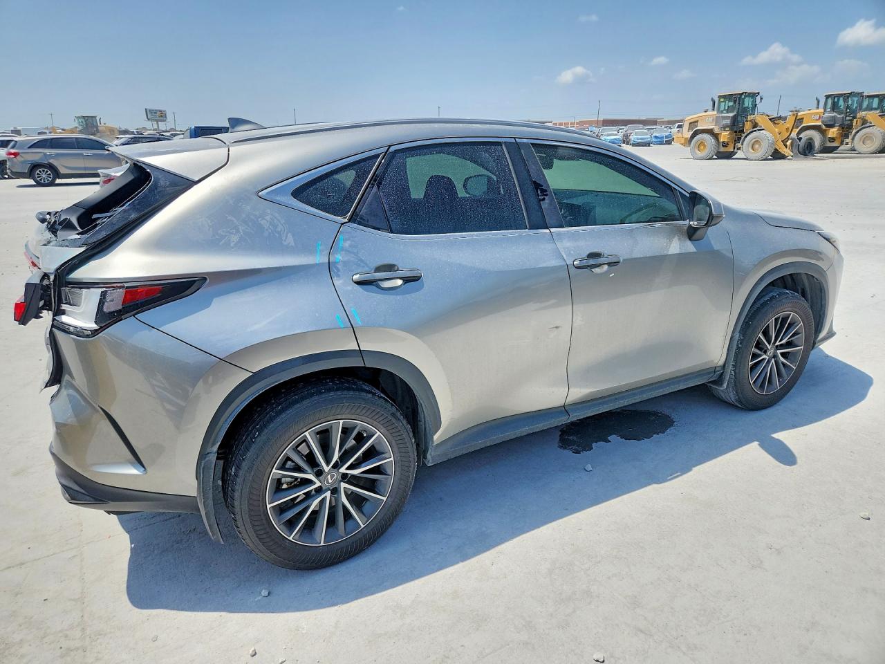 2023 Lexus Nx 250 Silver vin: JTJADCAZXP5010200