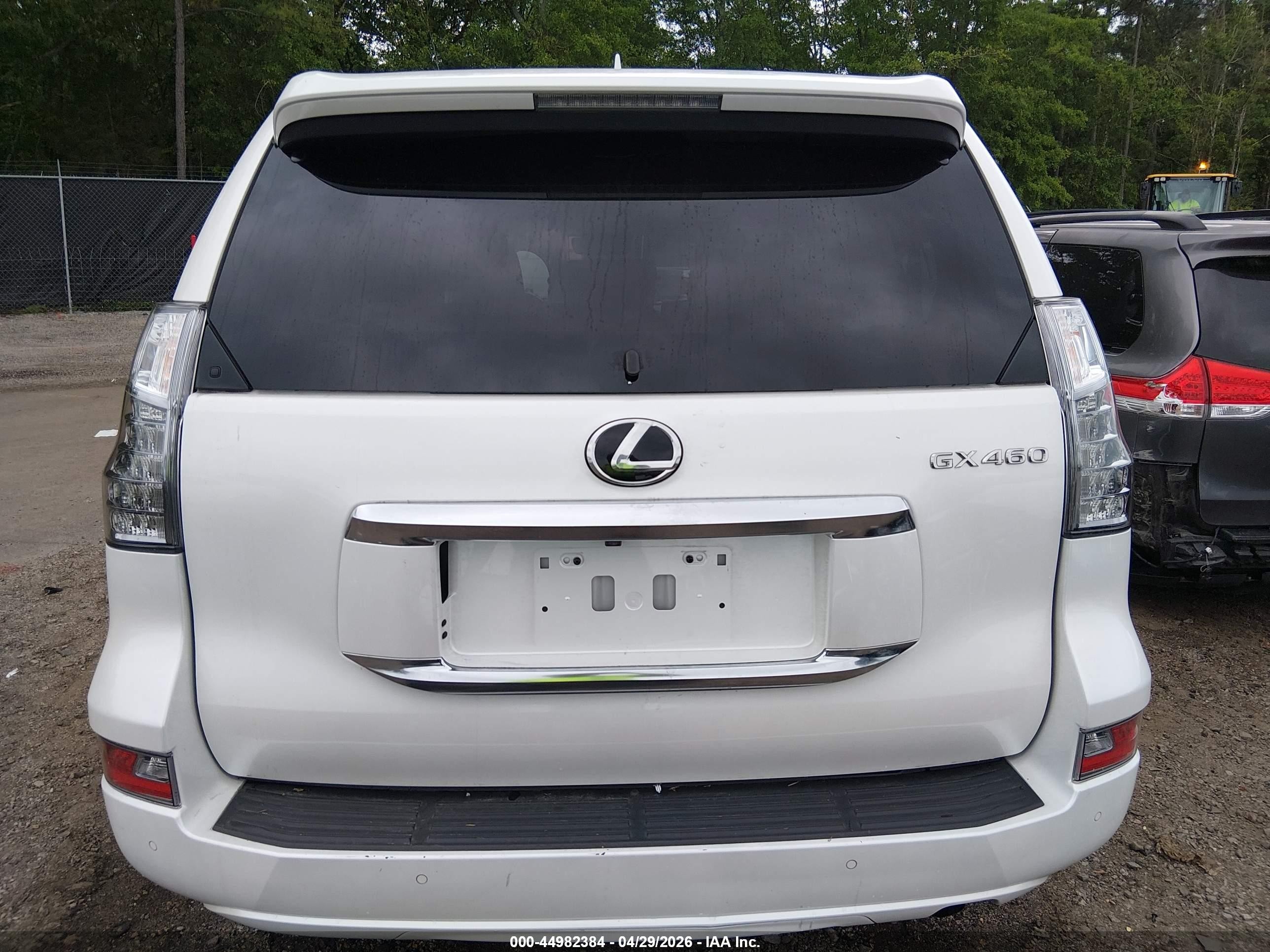 2023 Lexus Gx 460 Premium White vin: JTJAM7BX4P5370423
