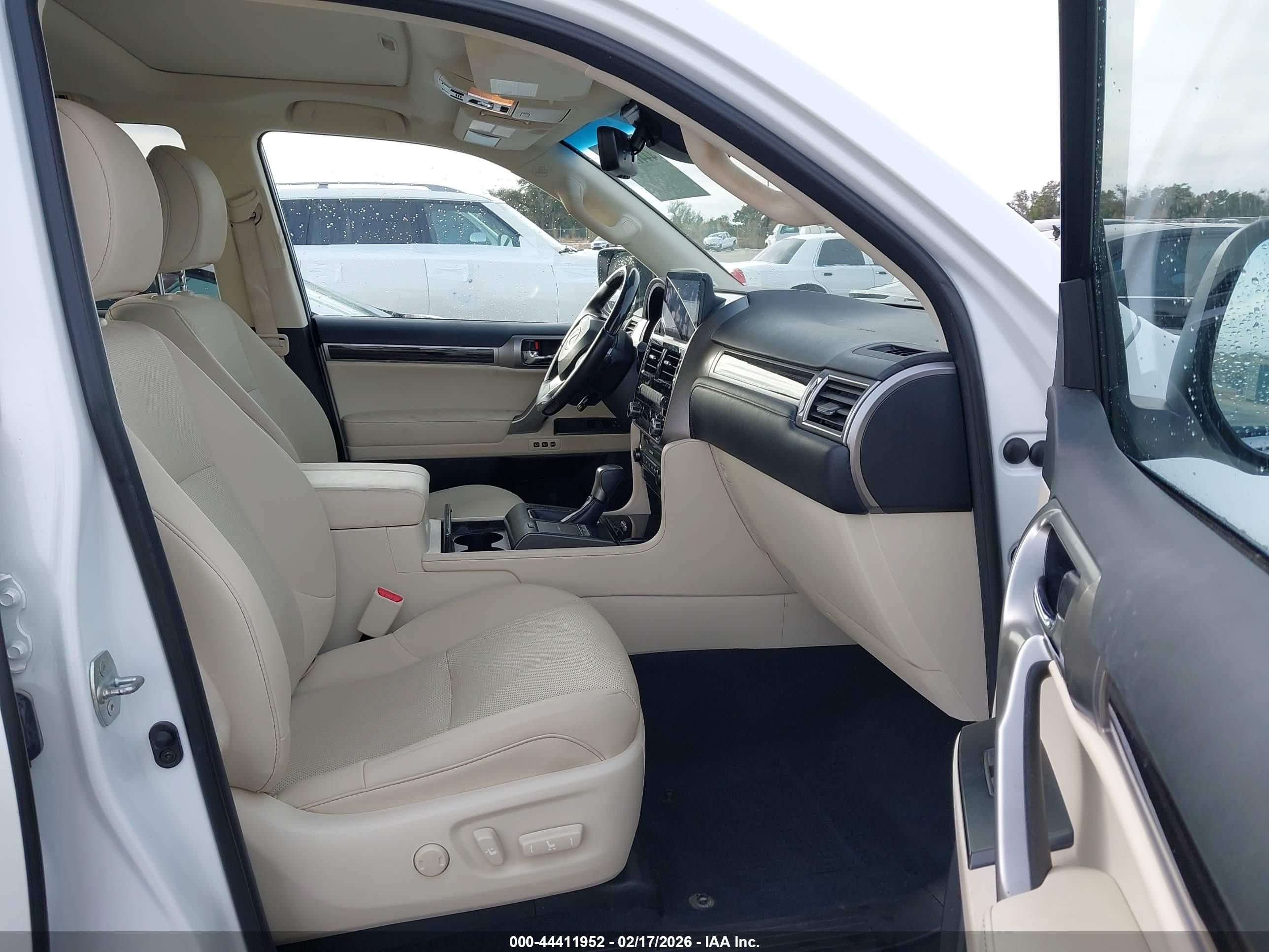2022 Lexus Gx 460 Premium White vin: JTJAM7BX6N5330549