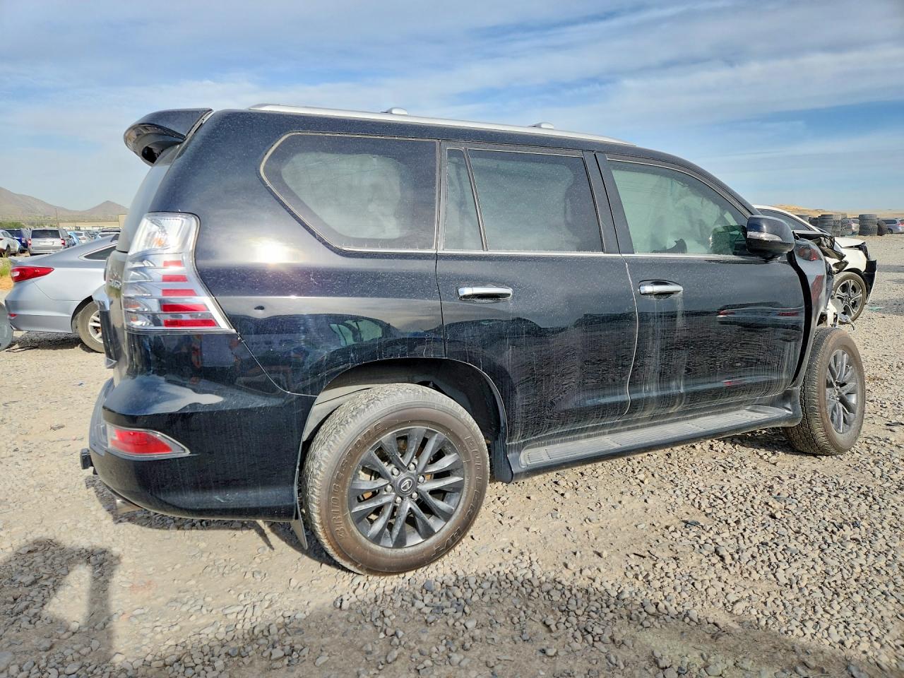 2023 Lexus Gx 460 Black vin: JTJAM7BX6P5370682