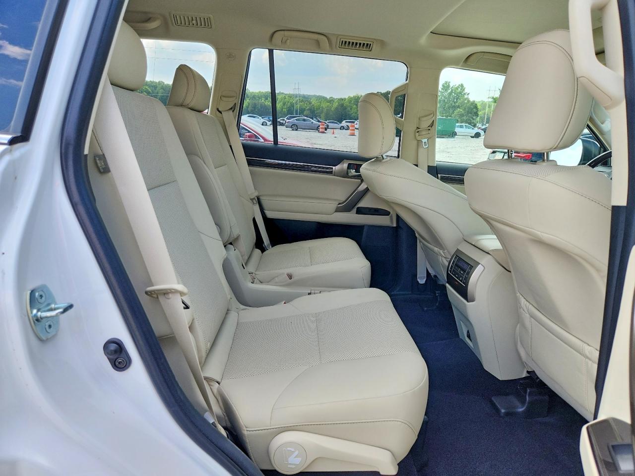 2020 Lexus Gx 460 Premium White vin: JTJAM7BX7L5263831