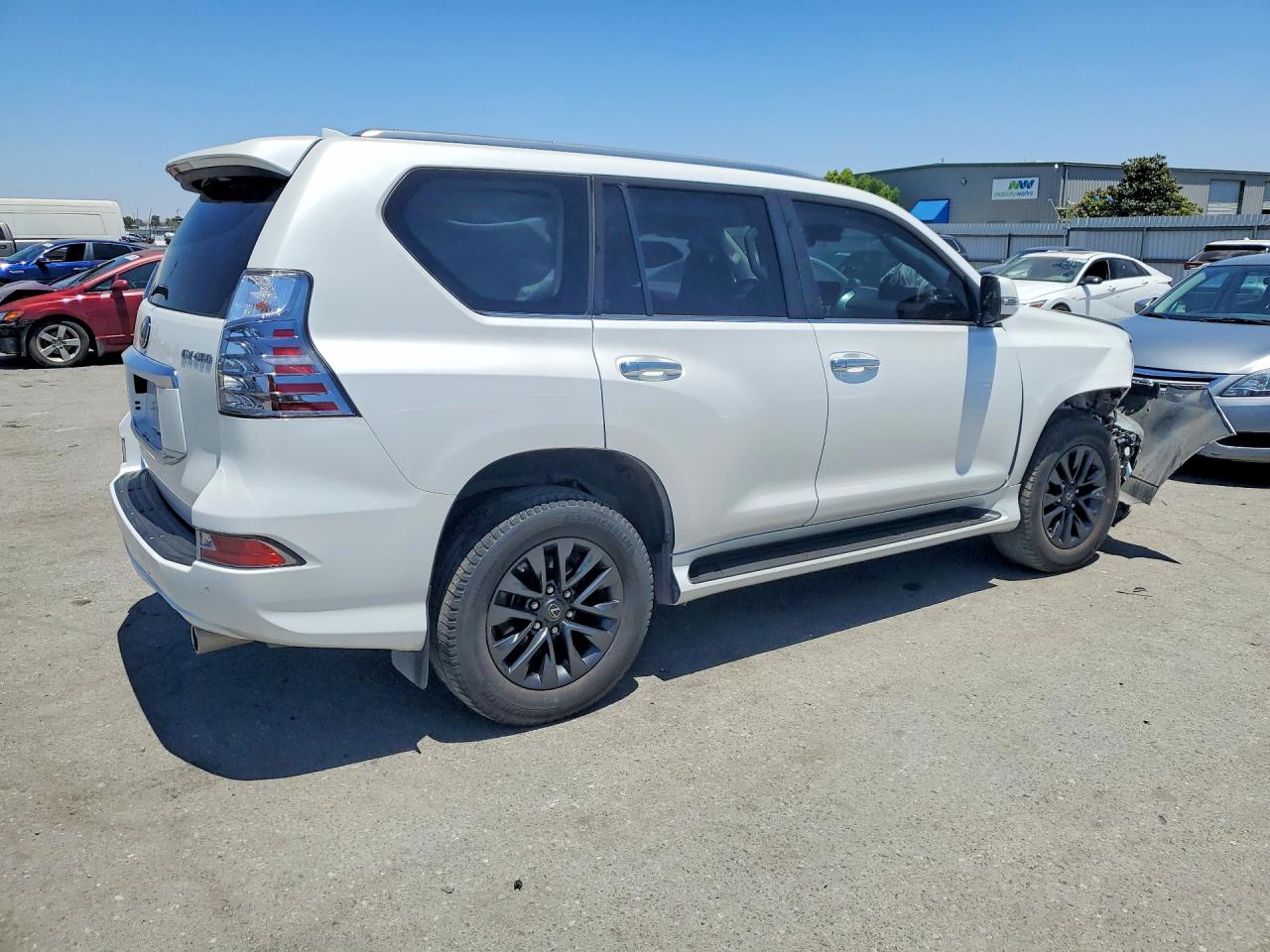 2023 Lexus Gx 460 White vin: JTJAM7BX9P5340219