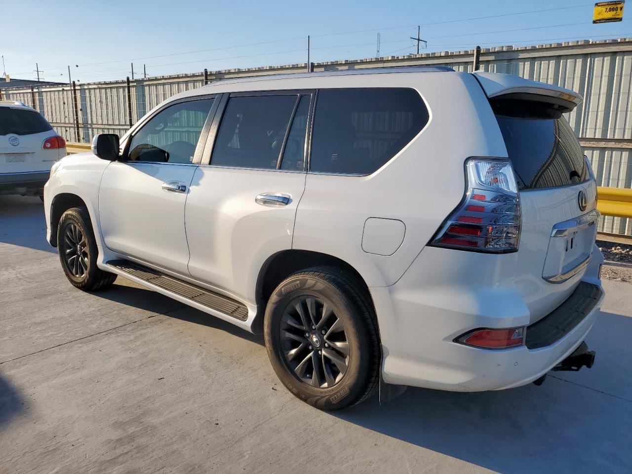 2020 Lexus Gx 460 Premium White vin: JTJAM7BXXL5250393