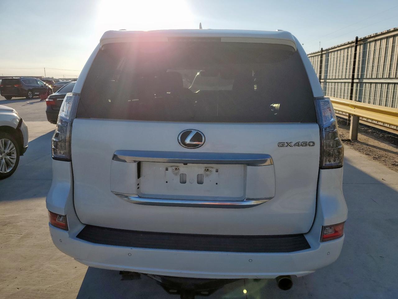2020 Lexus Gx 460 Premium White vin: JTJAM7BXXL5250393