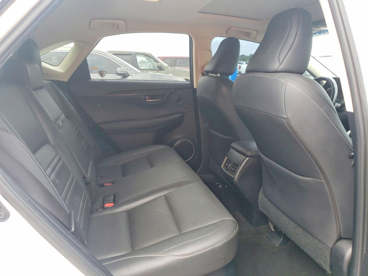 2015 Lexus Nx 200t White vin: JTJBARBZ1F2036344