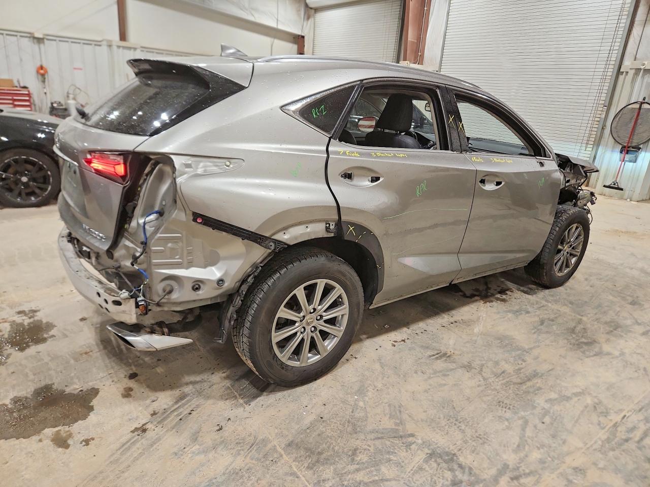 2017 Lexus Nx 200t Base Silver vin: JTJBARBZ1H2125592