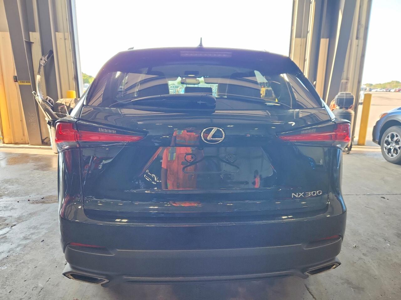 2018 Lexus Nx 300 Base Черный vin: JTJBARBZ1J2153348