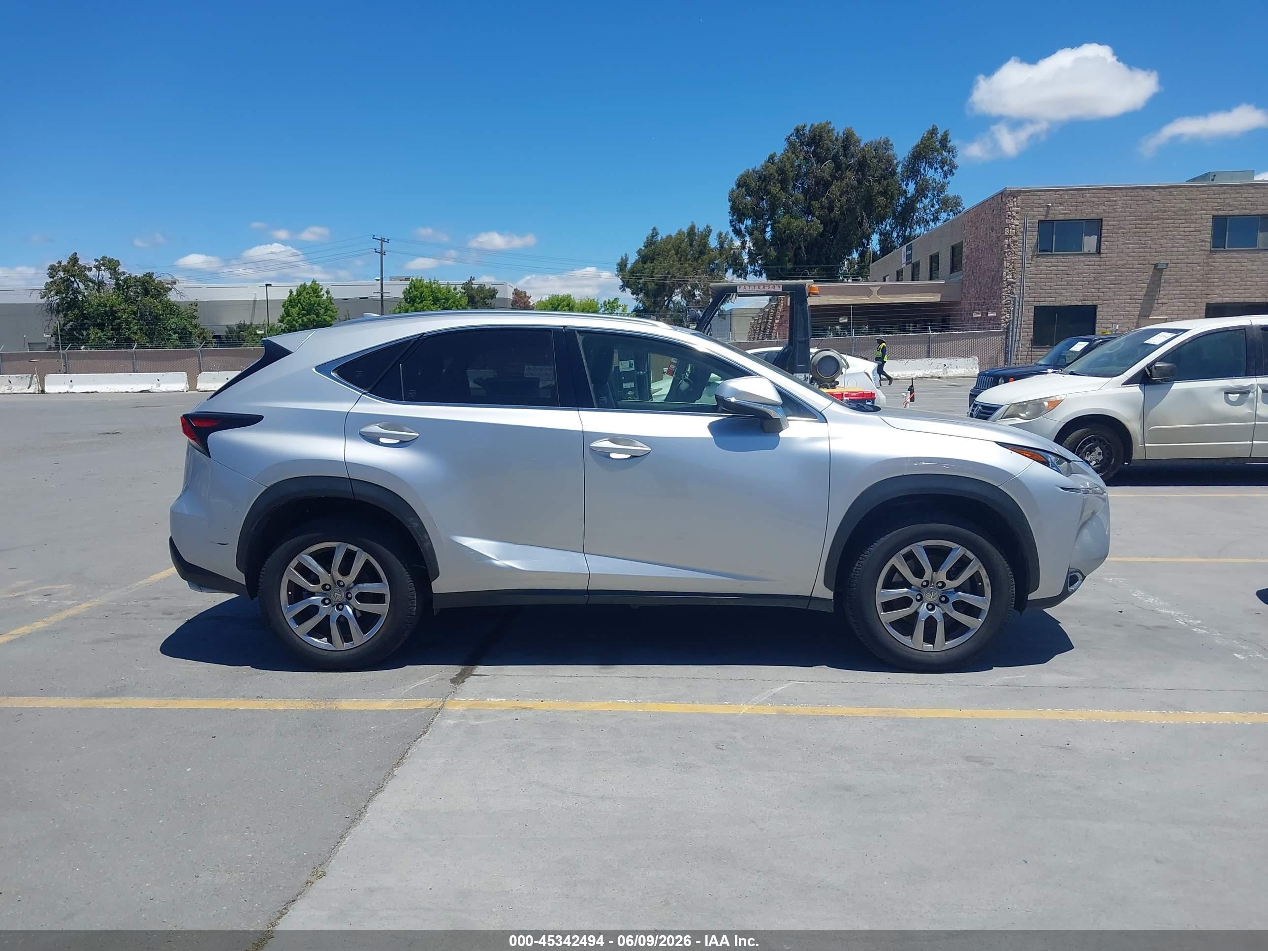 2015 Lexus Nx 200t   Gray vin: JTJBARBZ2F2039155