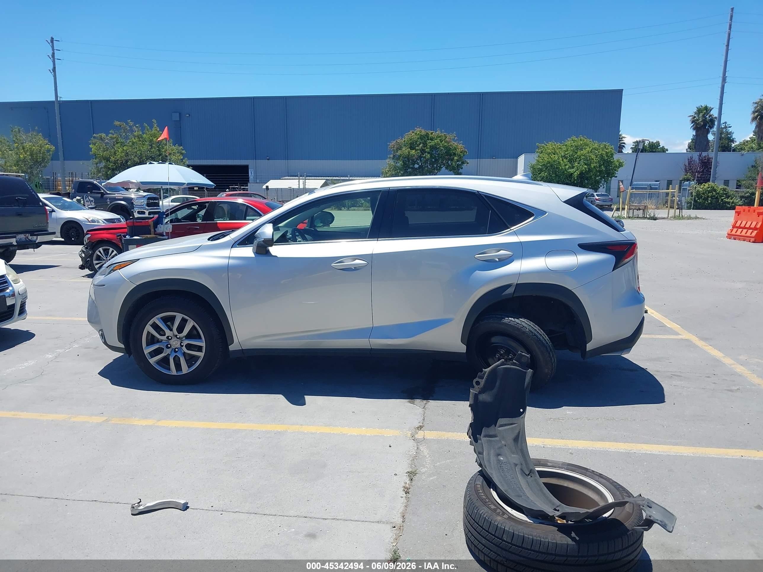2015 Lexus Nx 200t   Gray vin: JTJBARBZ2F2039155