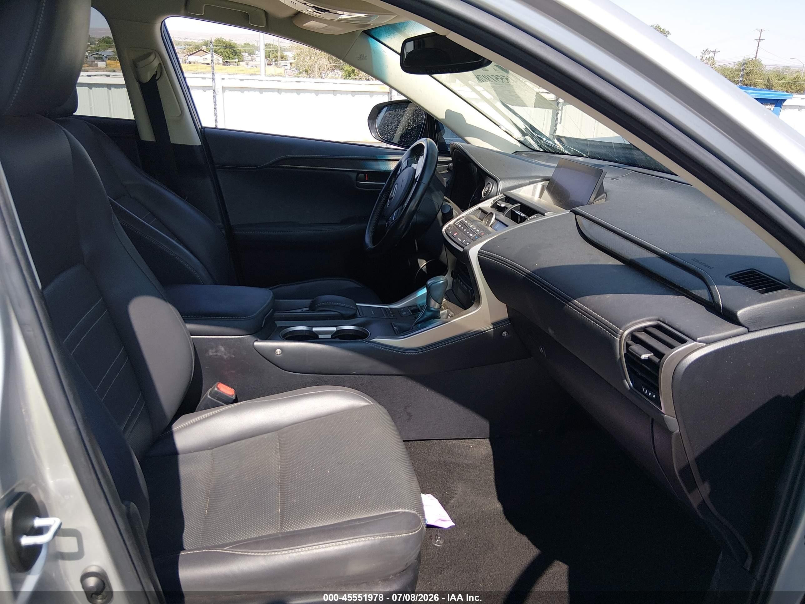 2017 Lexus Nx 200t Серебряный vin: JTJBARBZ2H2136097