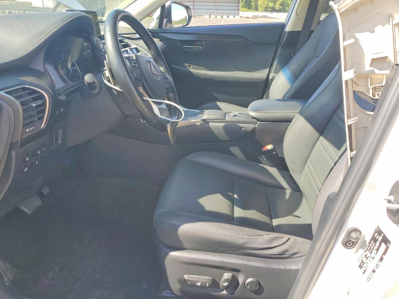 2019 Lexus Nx 300 Base White vin: JTJBARBZ2K2209699