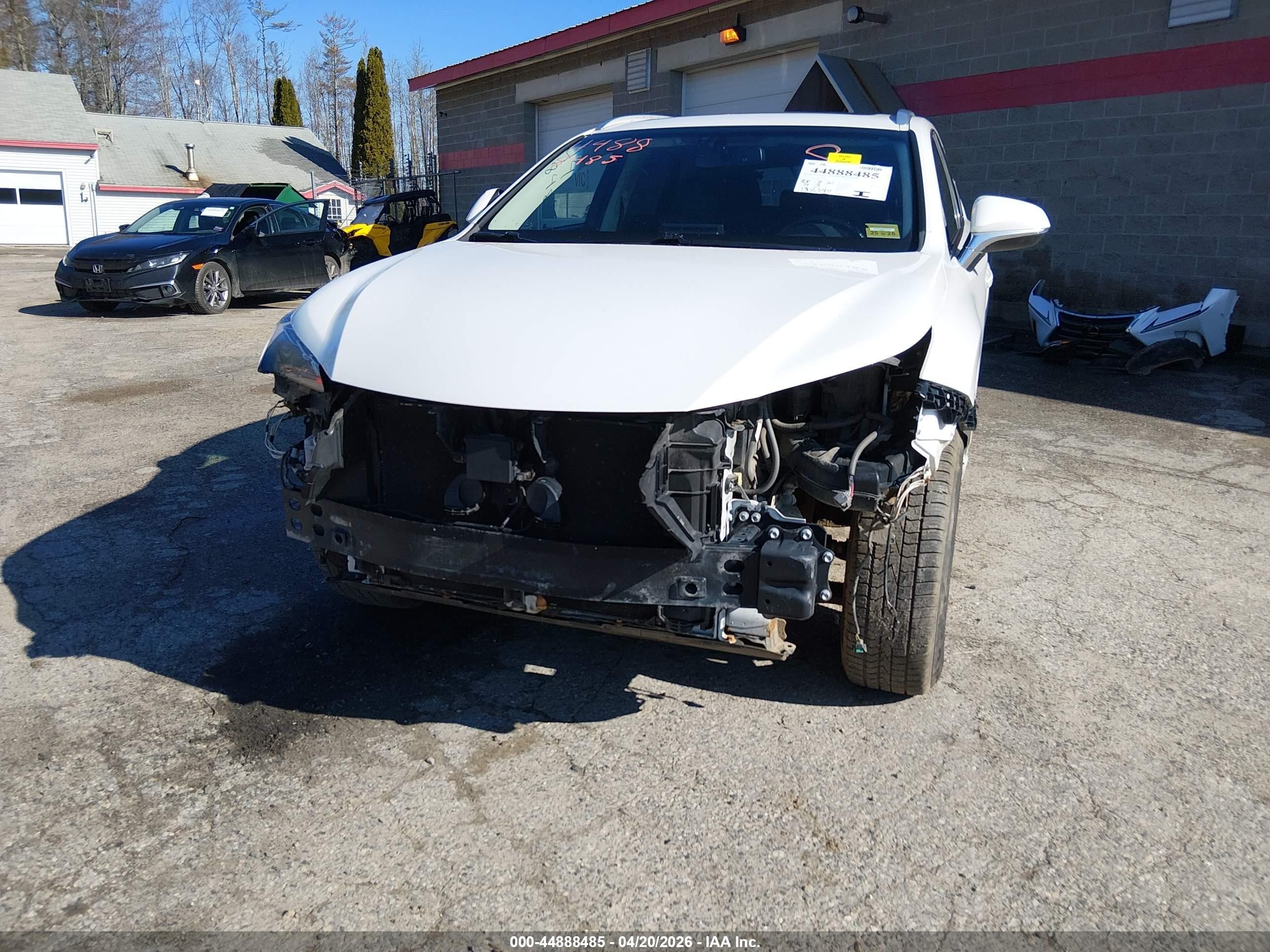 2015 Lexus Nx 200t White vin: JTJBARBZ3F2011106