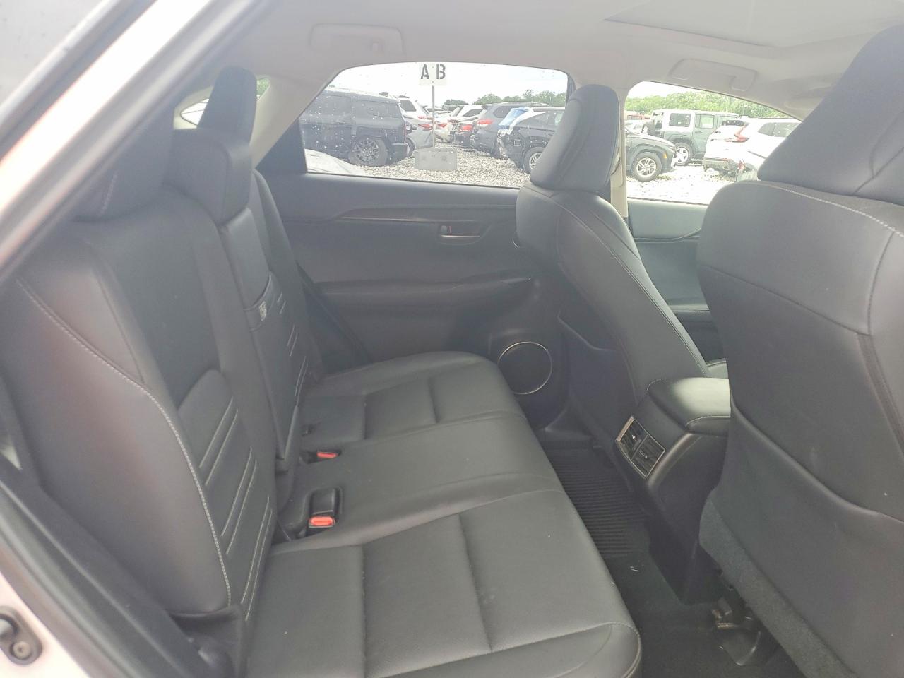 2015 Lexus Nx 200t Серебряный vin: JTJBARBZ3F2030528