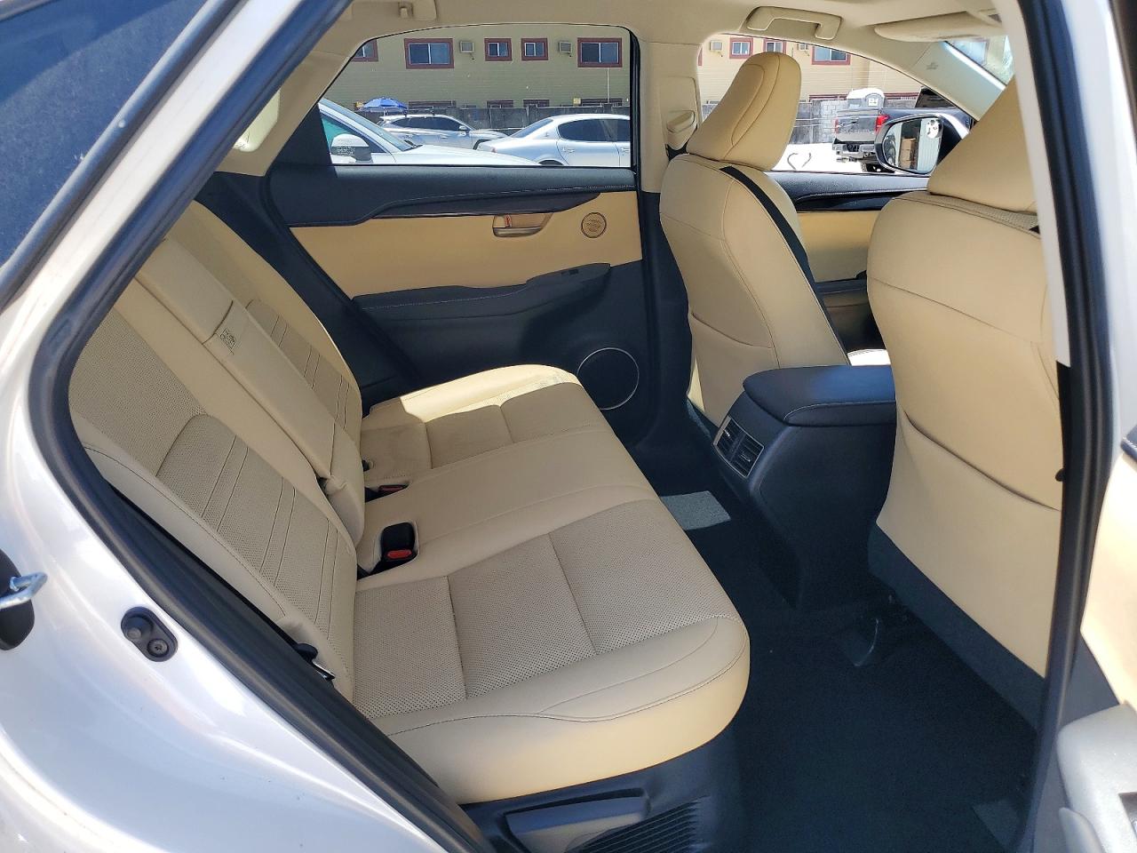 2015 Lexus Nx 200t White vin: JTJBARBZ3F2030755